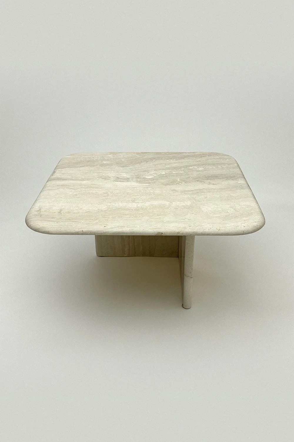 Classic Living Room Table with Rounded Corners and Square Top