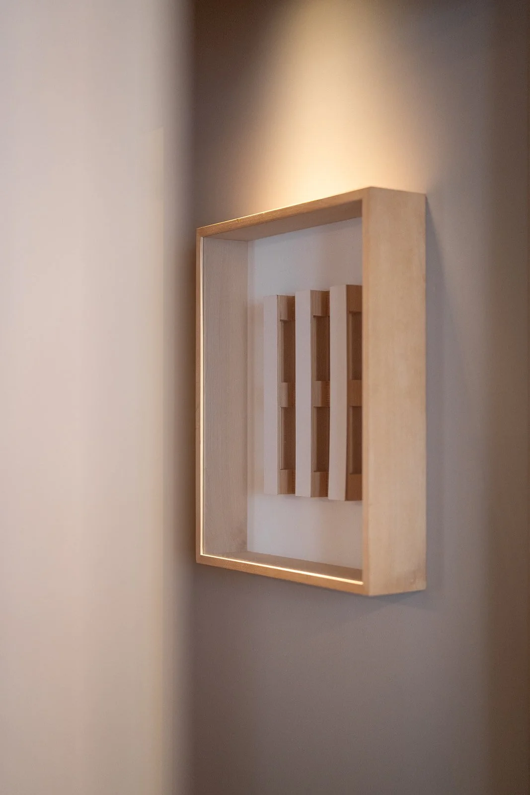 #MinimalistArt #WoodenSculpture #ContemporaryDesign #ArtForInteriors.jpeg