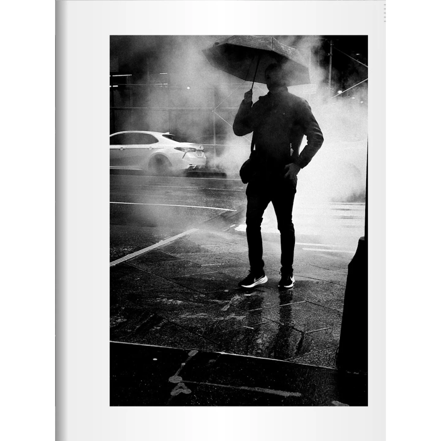 Impromptu street photography in NY&hellip;.#nyc #streetphotography #streetphotographer mist&hellip;...#pramitmitraphotography #pramitmitra #bnw #bnwphotography #bnw_captures #blackandwhitephotography #amaturephotography #bnwphoto #photography #photog