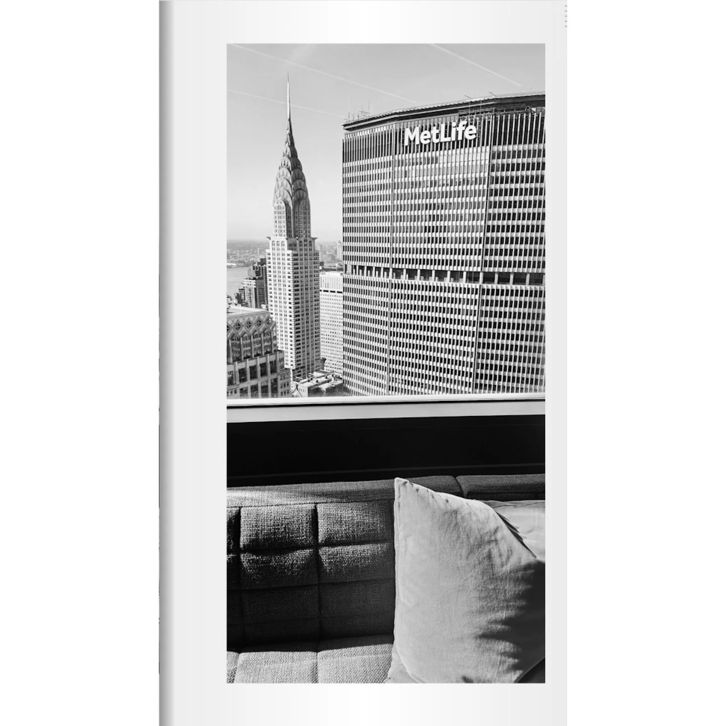Manhattan skyline&hellip;...#pramitmitraphotography #pramitmitra #bnw #bnwphotography #bnw_captures #blackandwhitephotography #amaturephotography #bnwphoto #photography #photographylovers #photographylife #monochrome #monochrom #bnwmood #instaphotogr