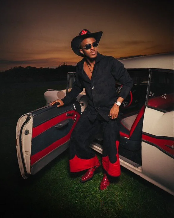 Love is bold. Love is timeless. 
We&rsquo;re celebrating the passion behind every stitch, every detail, every statement piece.

Sincerely Mark Mo
Forever Bold. Forever timeless. 
___________________________________
#mensapparel #lifestyle #markmo #re