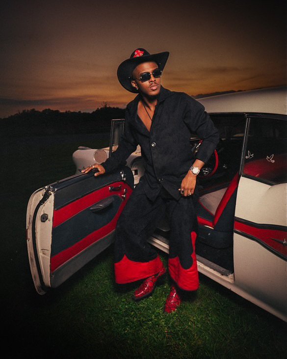 Love is bold. Love is timeless. 
We&rsquo;re celebrating the passion behind every stitch, every detail, every statement piece.

Sincerely Mark Mo
Forever Bold. Forever timeless. 
___________________________________
#mensapparel #lifestyle #markmo #re