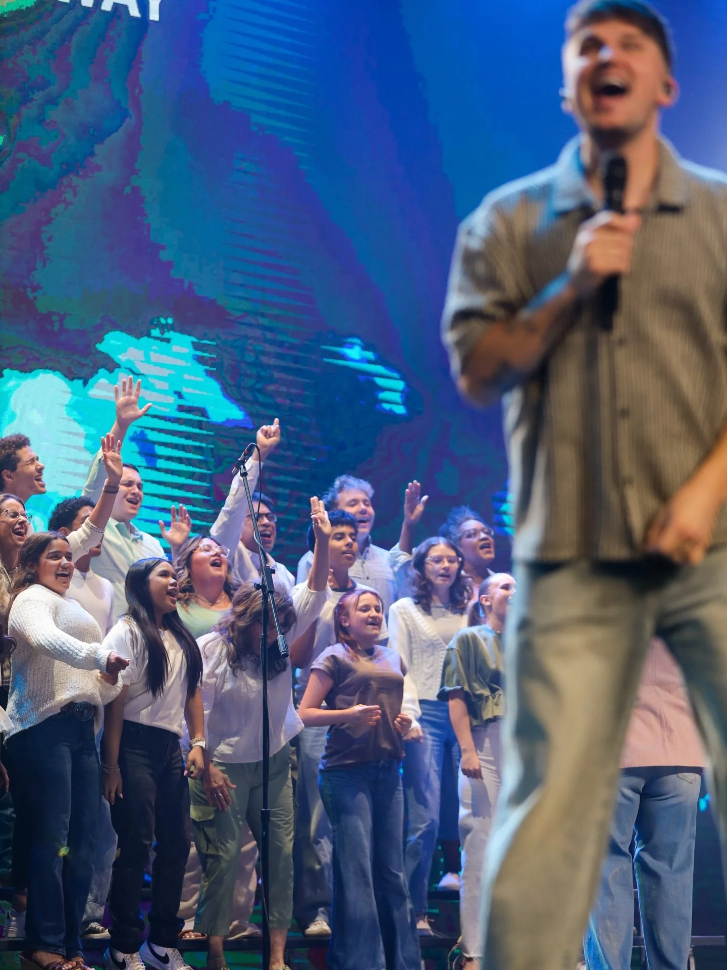 Good Friday service💐 Join us tonight at 5pm or 7pm! If you can&rsquo;t make it tonight, join us in the morning at 9:30am, 11:30am, or 1:30pm!