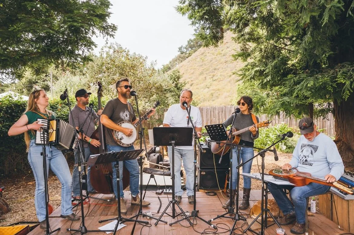 Sunday Music / Bubba pickens 