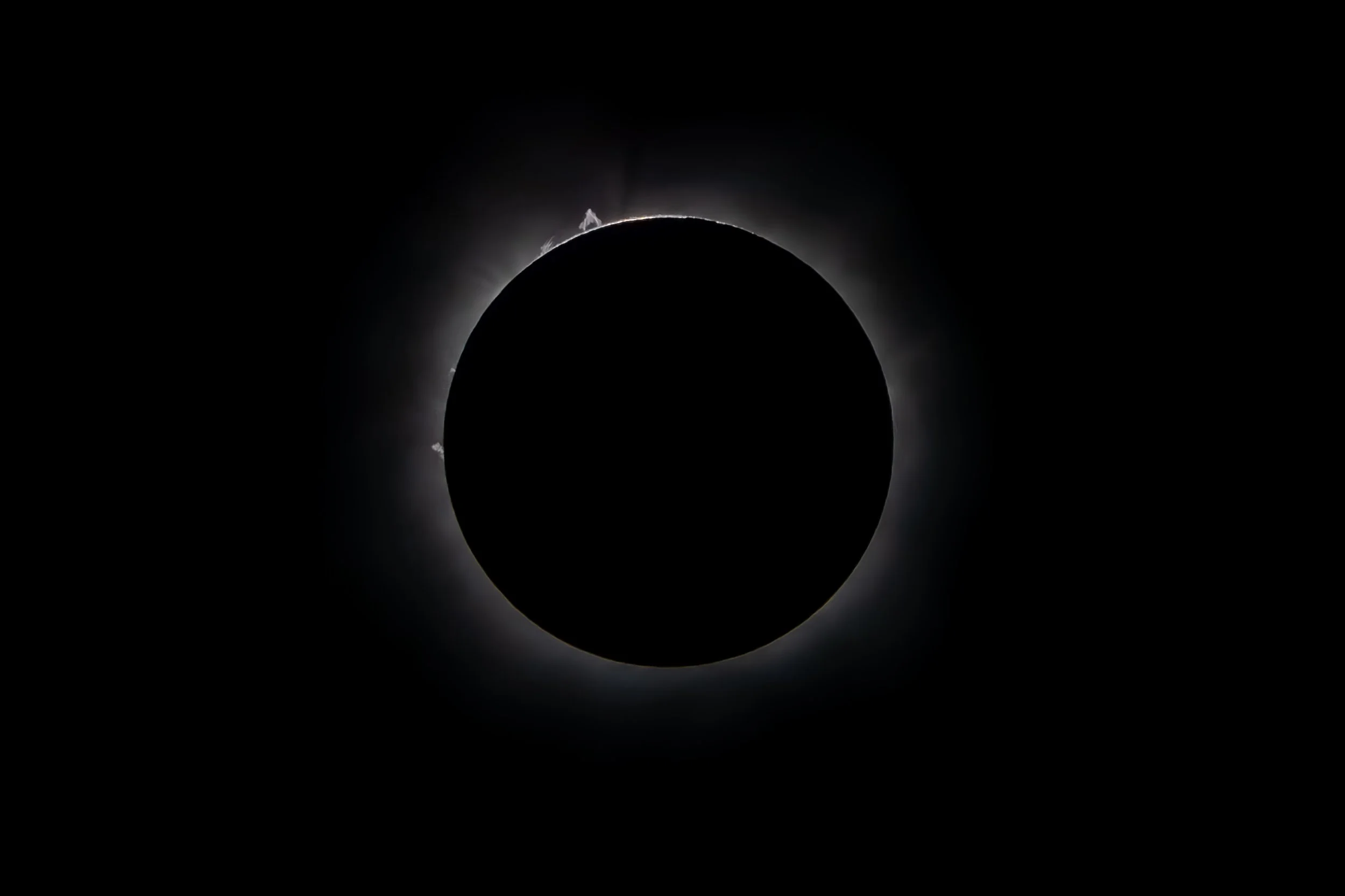 040824 Total Eclipse by R_Rocha-09.jpg