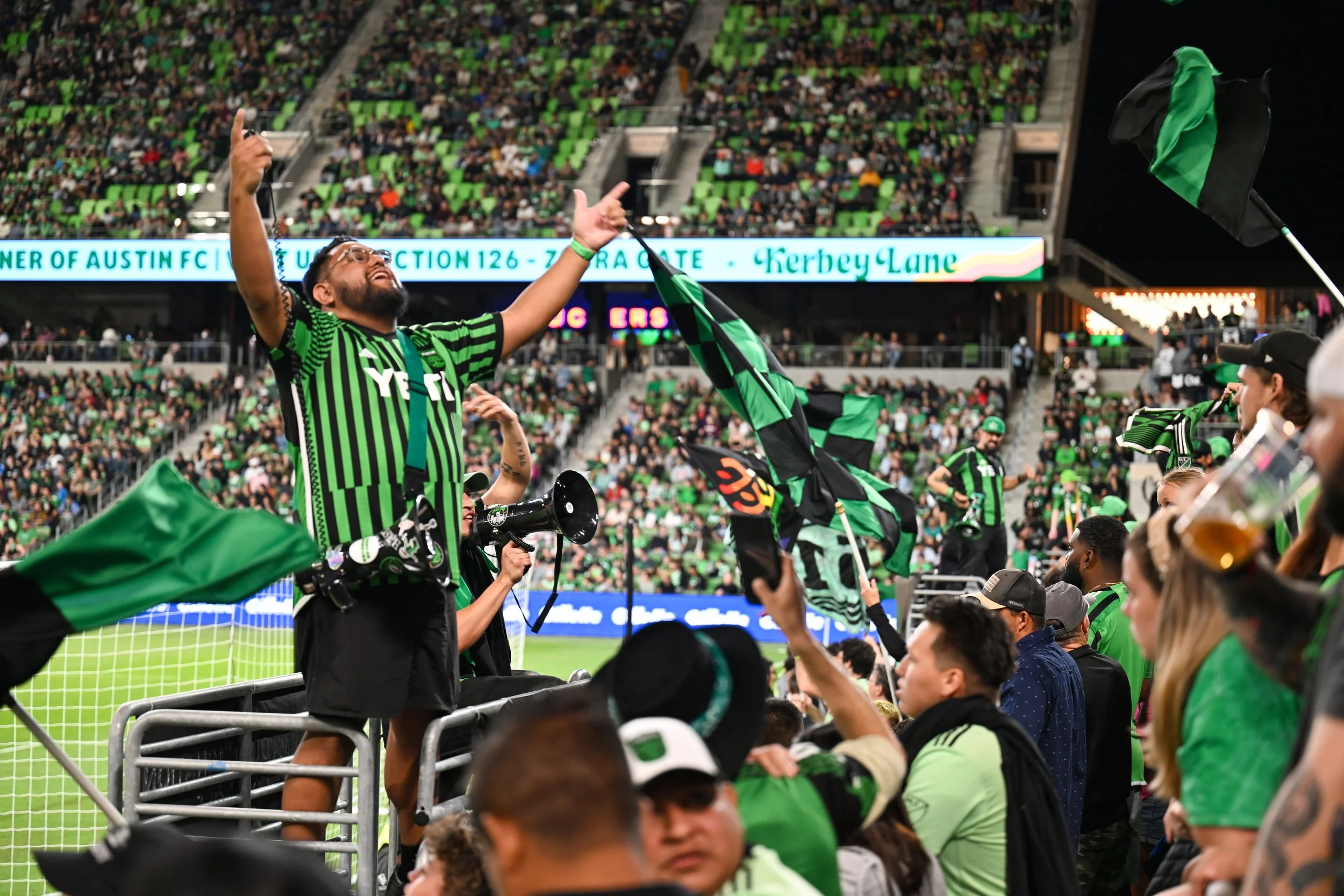 100723.LMDA-114small.jpg