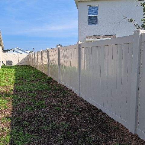VINYL FENCE