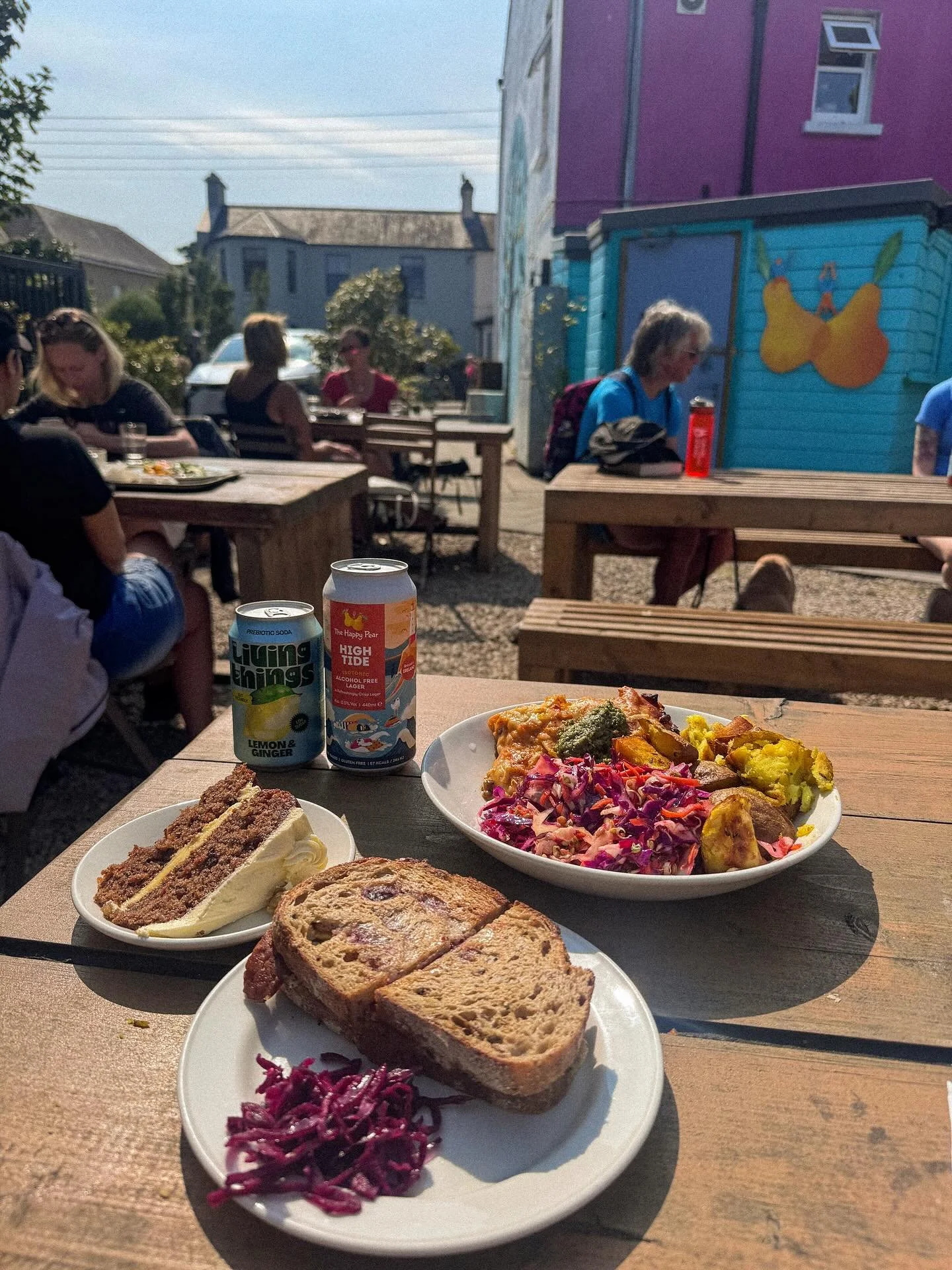 if I could dream up my perfect sunday, a sunny day at @thehappypear.greystones would be it. 

it&rsquo;s a place where you immediately feel the power of community and good plant-based food with a purpose.