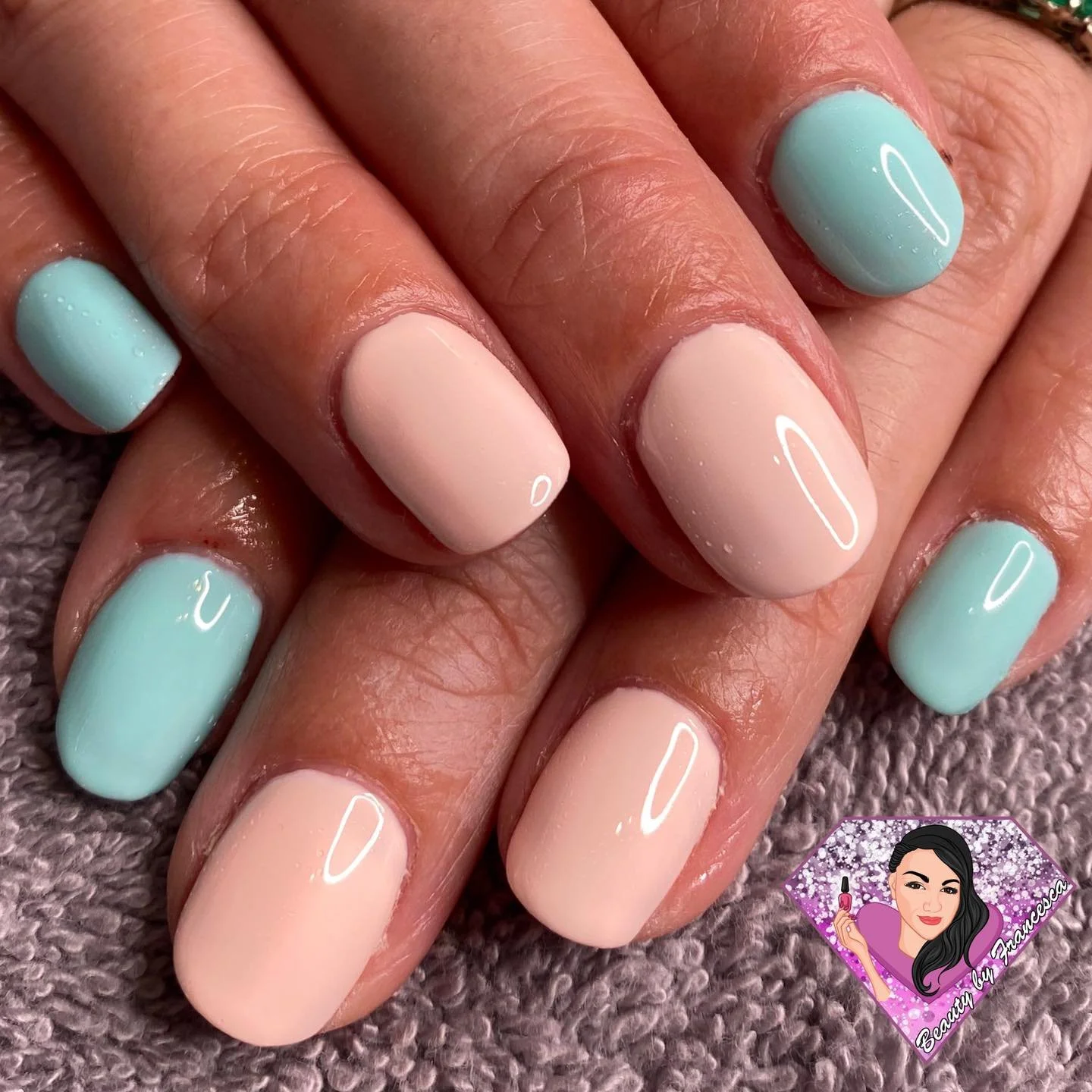 Gel manicure 9.jpg