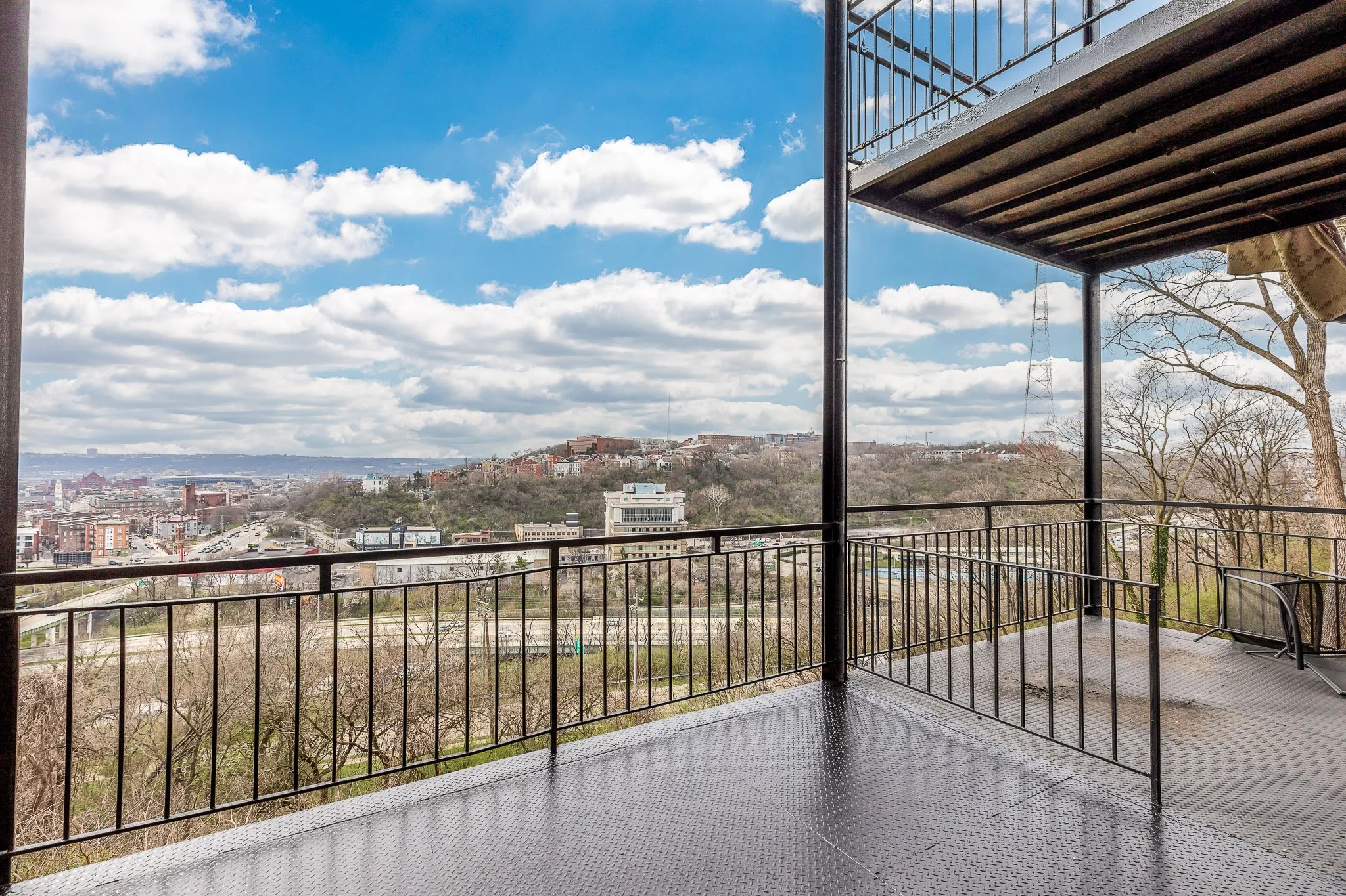 1273 Ida St 45202-32.jpg