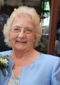 Maureen Tobin (née Fearick)