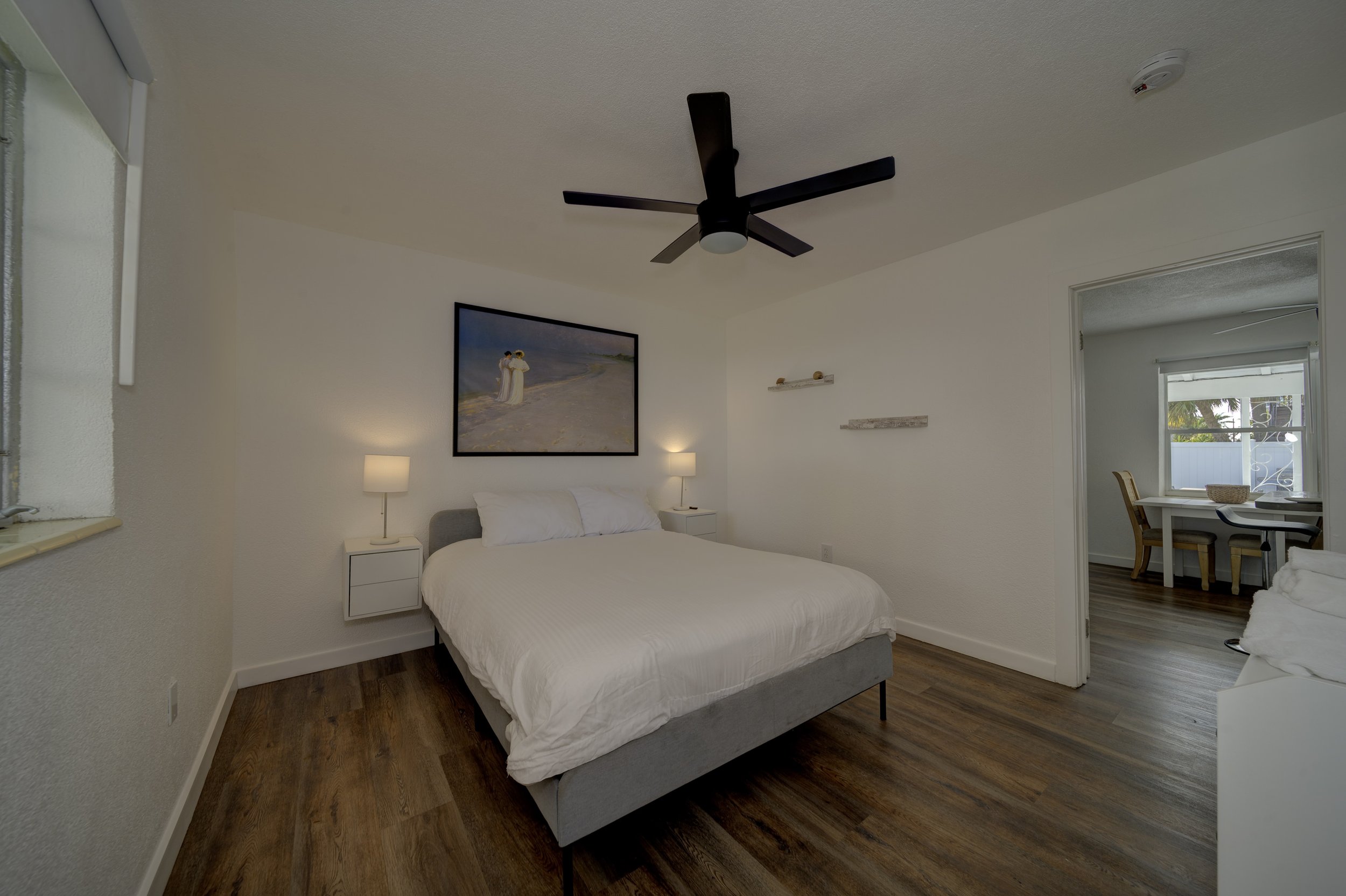 SuitesByTheBeach_Suite C 17.jpg