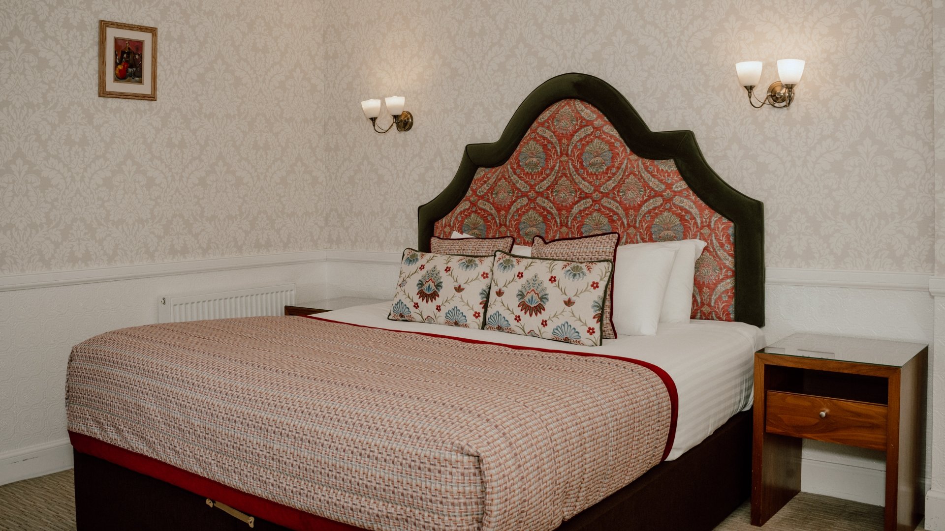 ATHOLL-PALACE-HOTEL-SUPERIOR-DOUBLE-ROOM-232-5.jpg