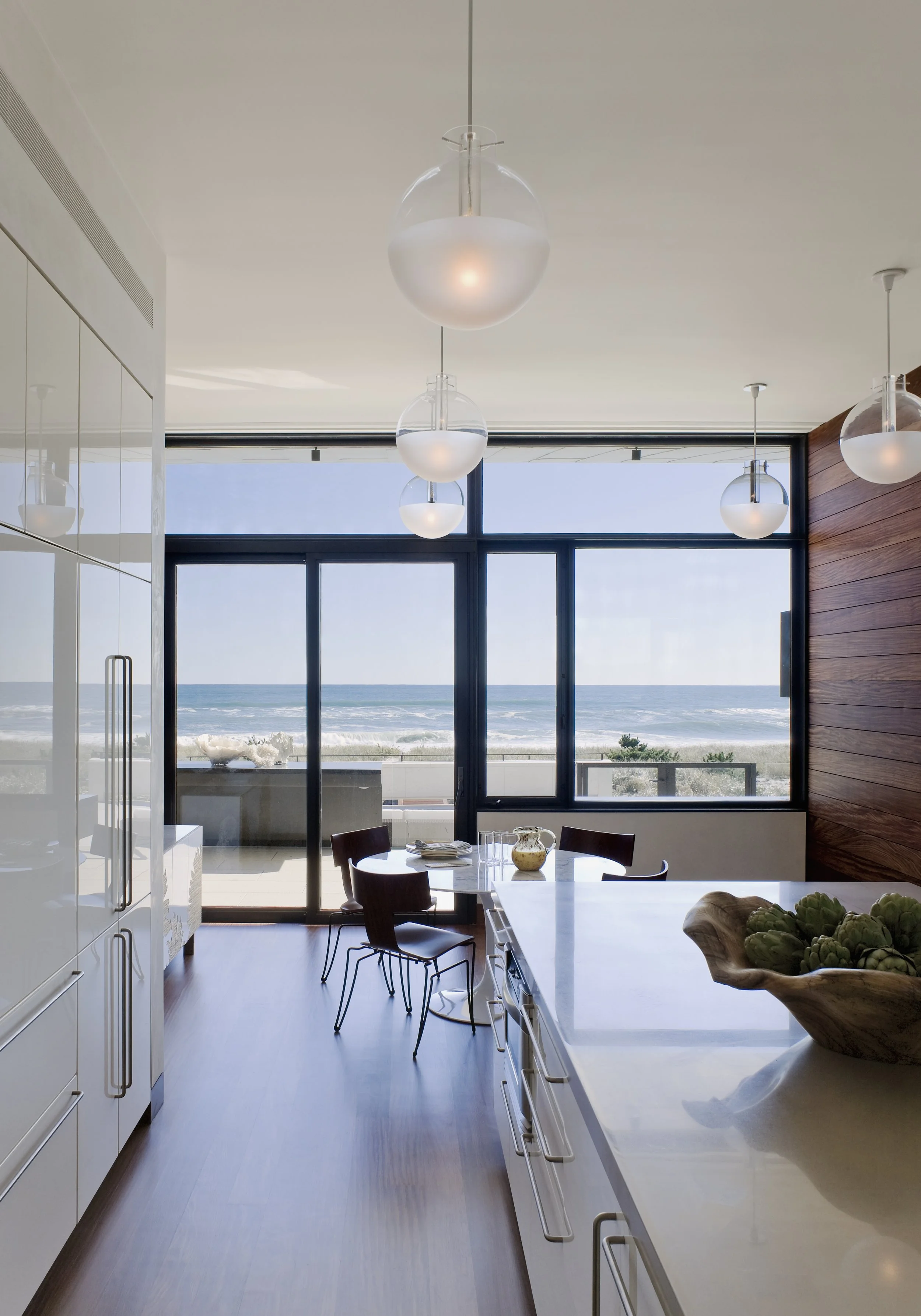 Int. Waterfront Residence Kitchen