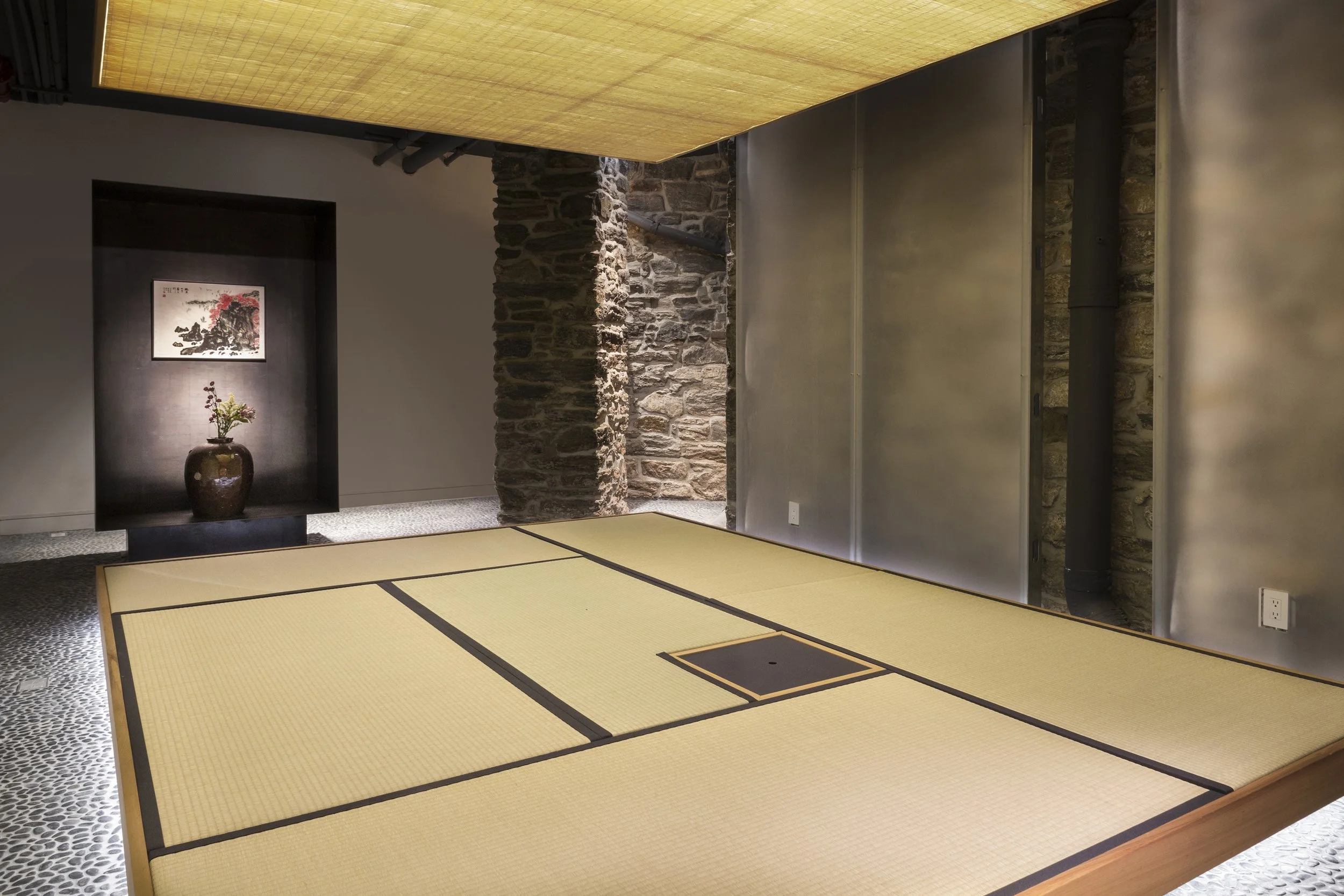 Int. Tea Room with Tatami Mat