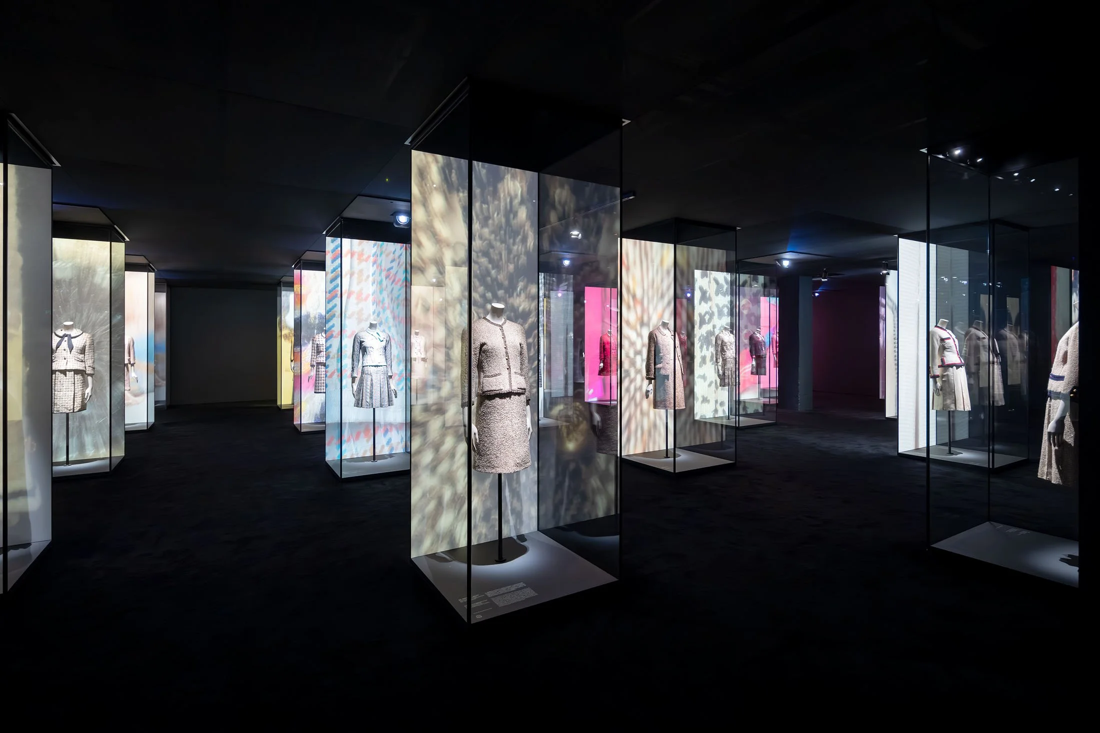 Chanel Shanghai DSR 1018.jpg