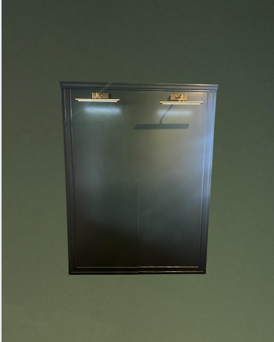 CUSTOM GREEN BACK DROP WITH GOLD LIGHTING $350.00