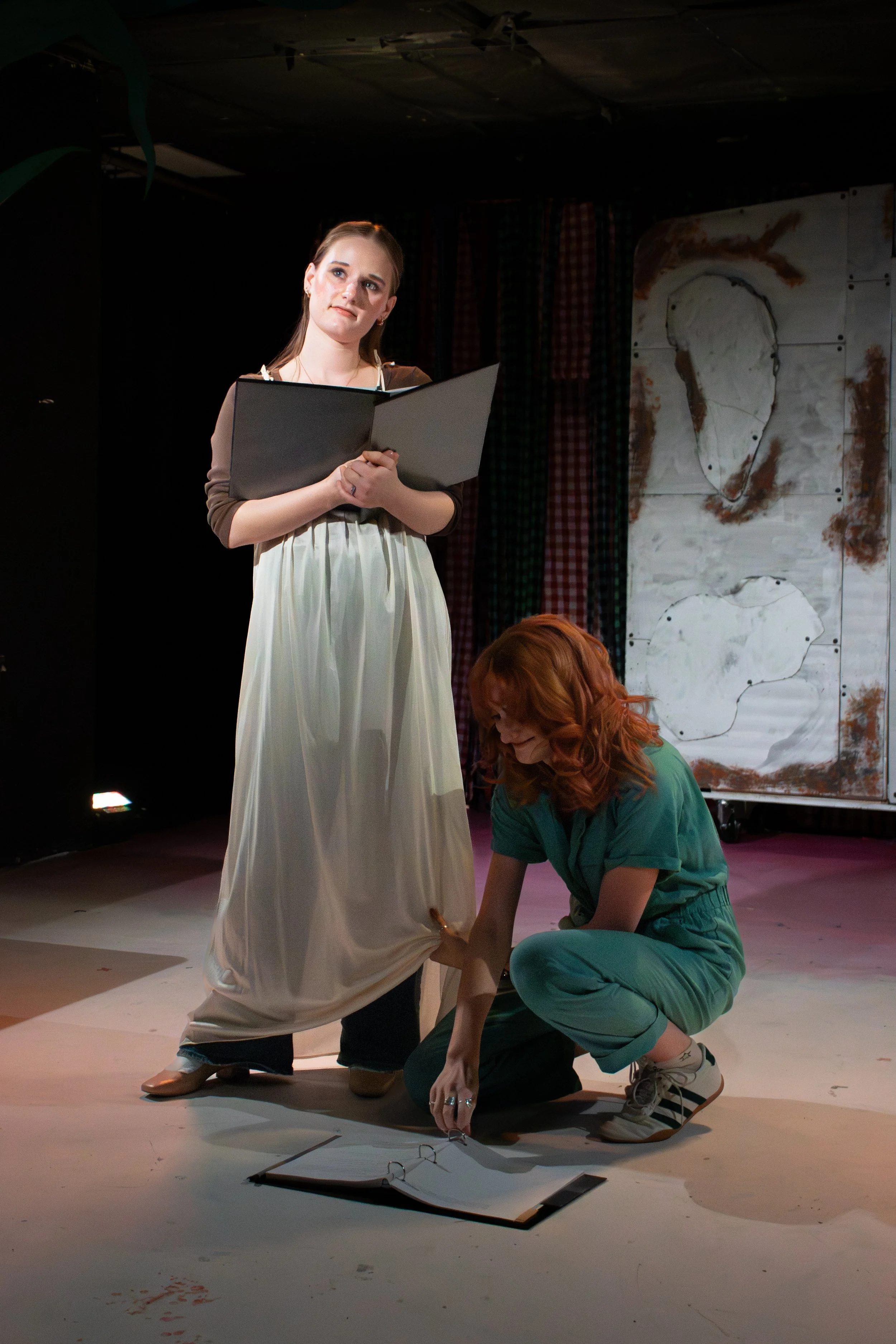 Olivia Wheeler as Laurel and Annabella Mumma as Ivy
Photo: Sophie Davidson