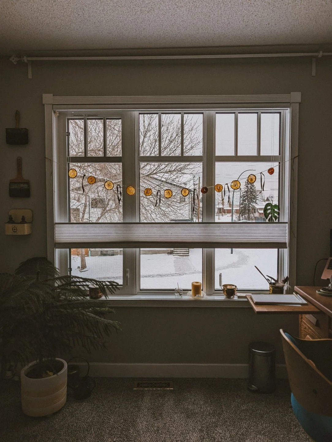 Wishing you a very merry season.
🕯️💚