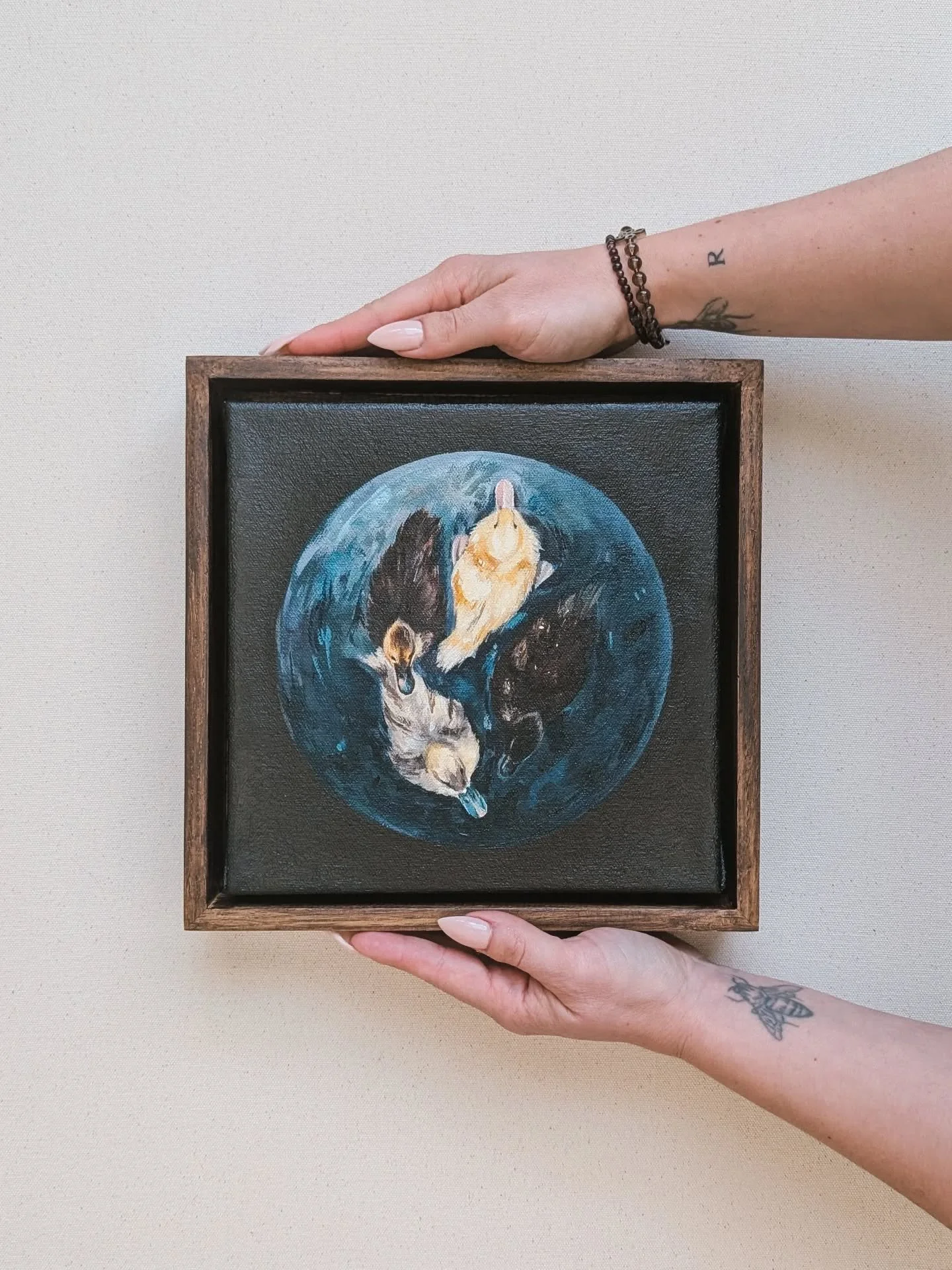 A painting for the sake of joy.
.
A reminder to feel some happiness today. I think we could all use a little bit of that right now.
.
Thank you Lisa @ourlifeontheprairie for the gorgeous photos and allowing me to use them to paint from 🦆💛