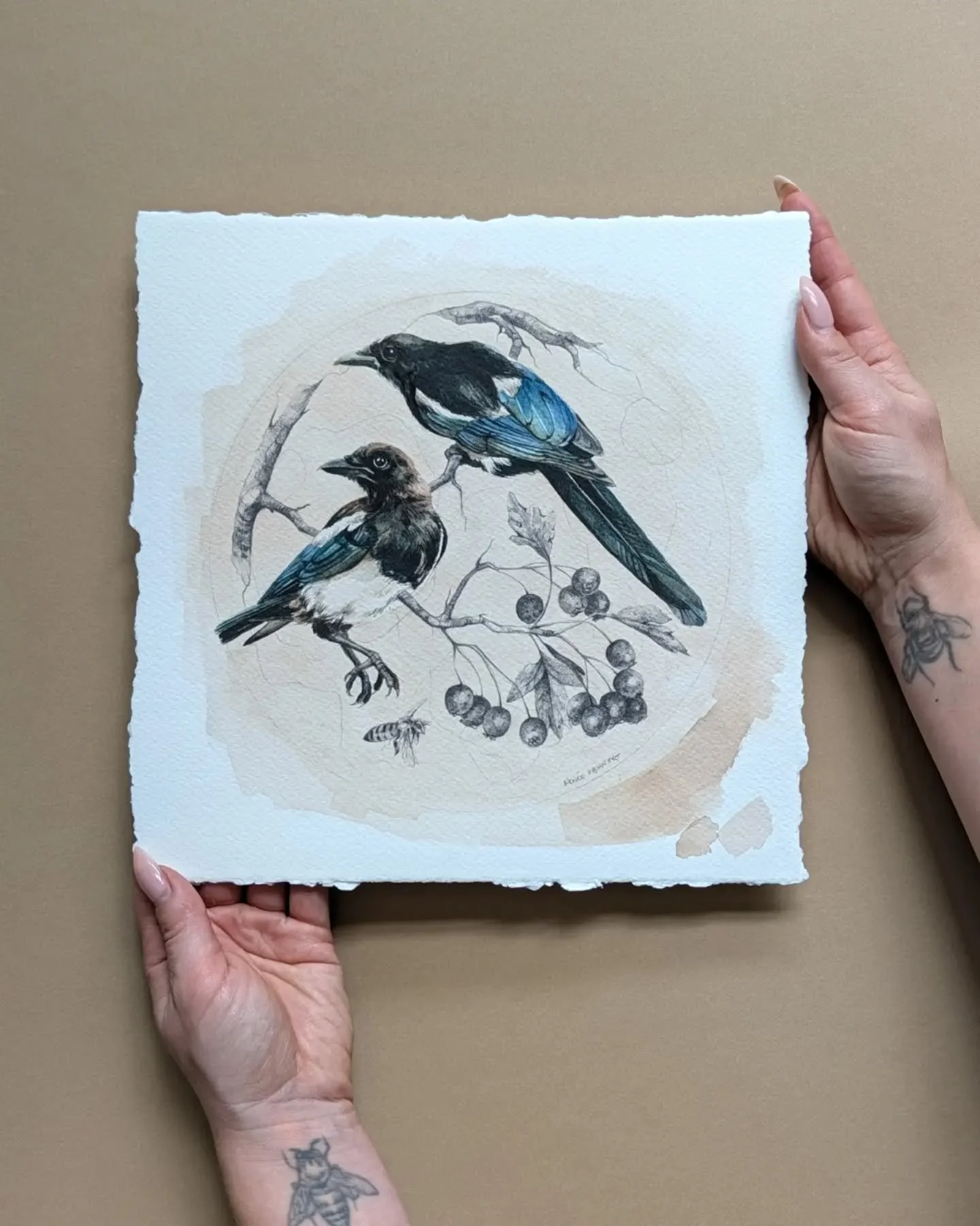 'Almost a Mischief'
And still mischievous.
Continuing on with the Magpies.
I've really wanted to do a whole collection of these corvids and I think this is just the beginning.
Peep the 🐝
.
@thepinkdoorshow