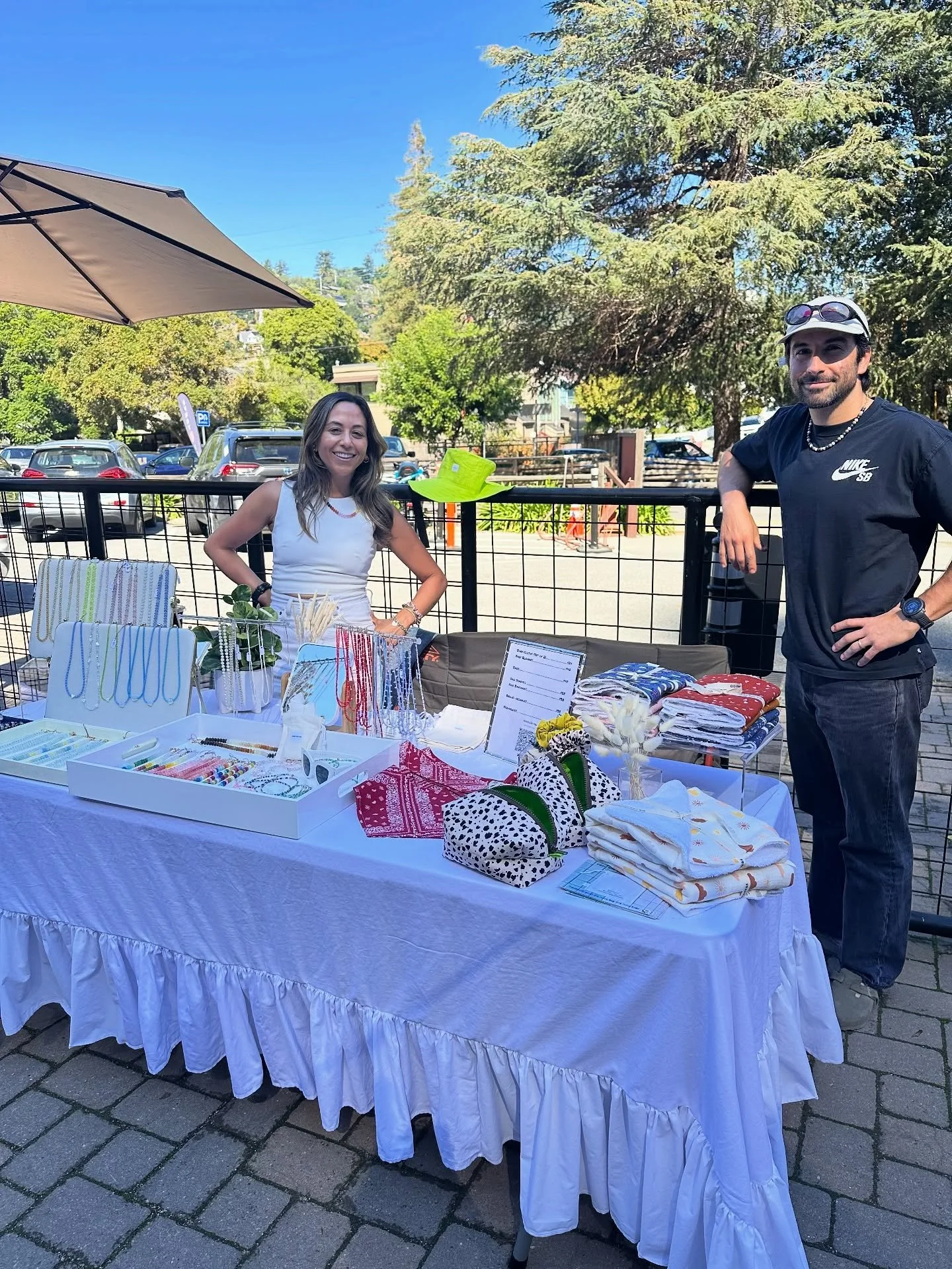 I&rsquo;M A MARKET LADY!!!!! Yesterday was my first ever in person vending at a local market and it was so much fun! It was a great experience and I&rsquo;m so thankful to all of my friends who came out to support, you guys are the best! @seporter11 