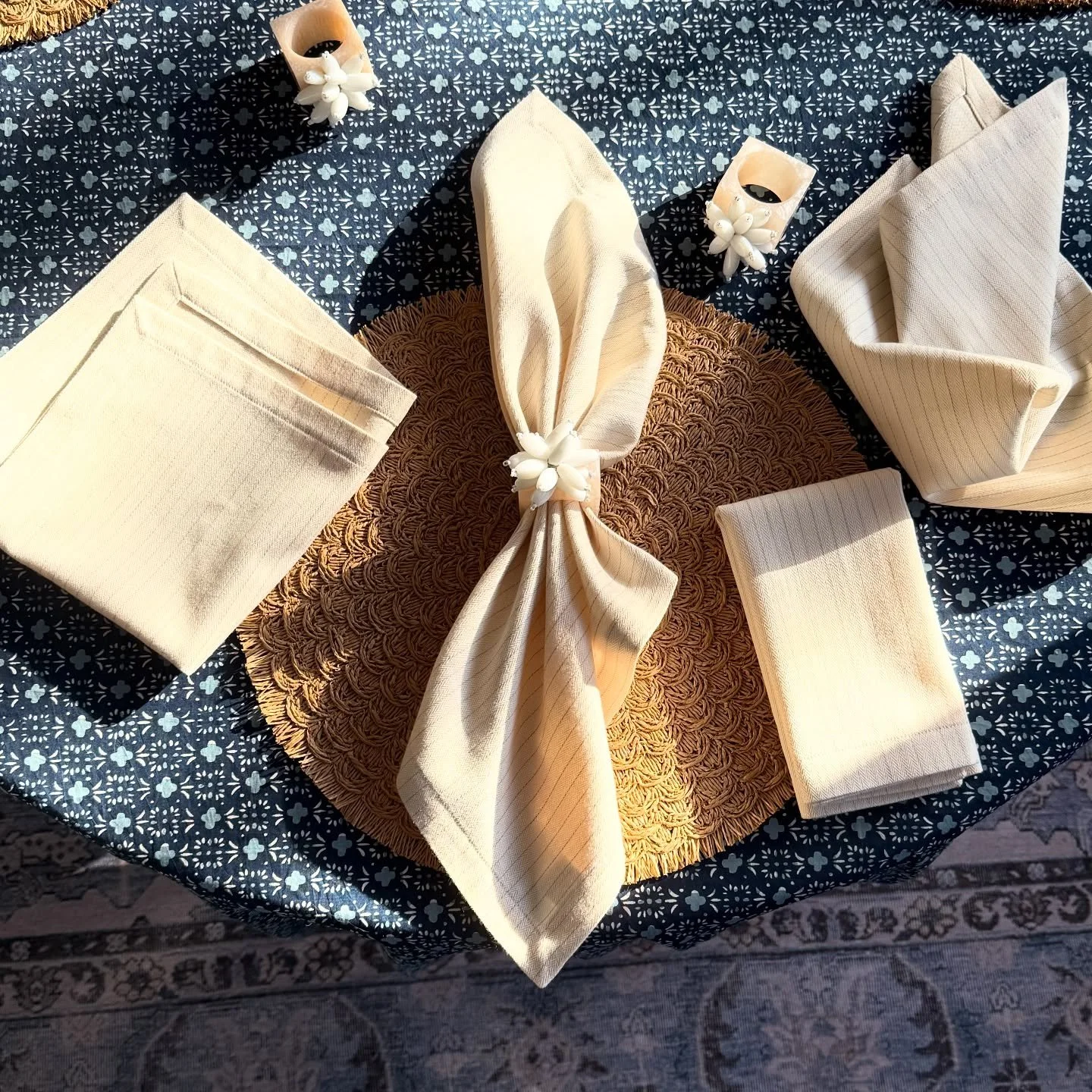 Who&rsquo;s hosting Thanksgiving this year? 

#linen #hosting #thanksgiving