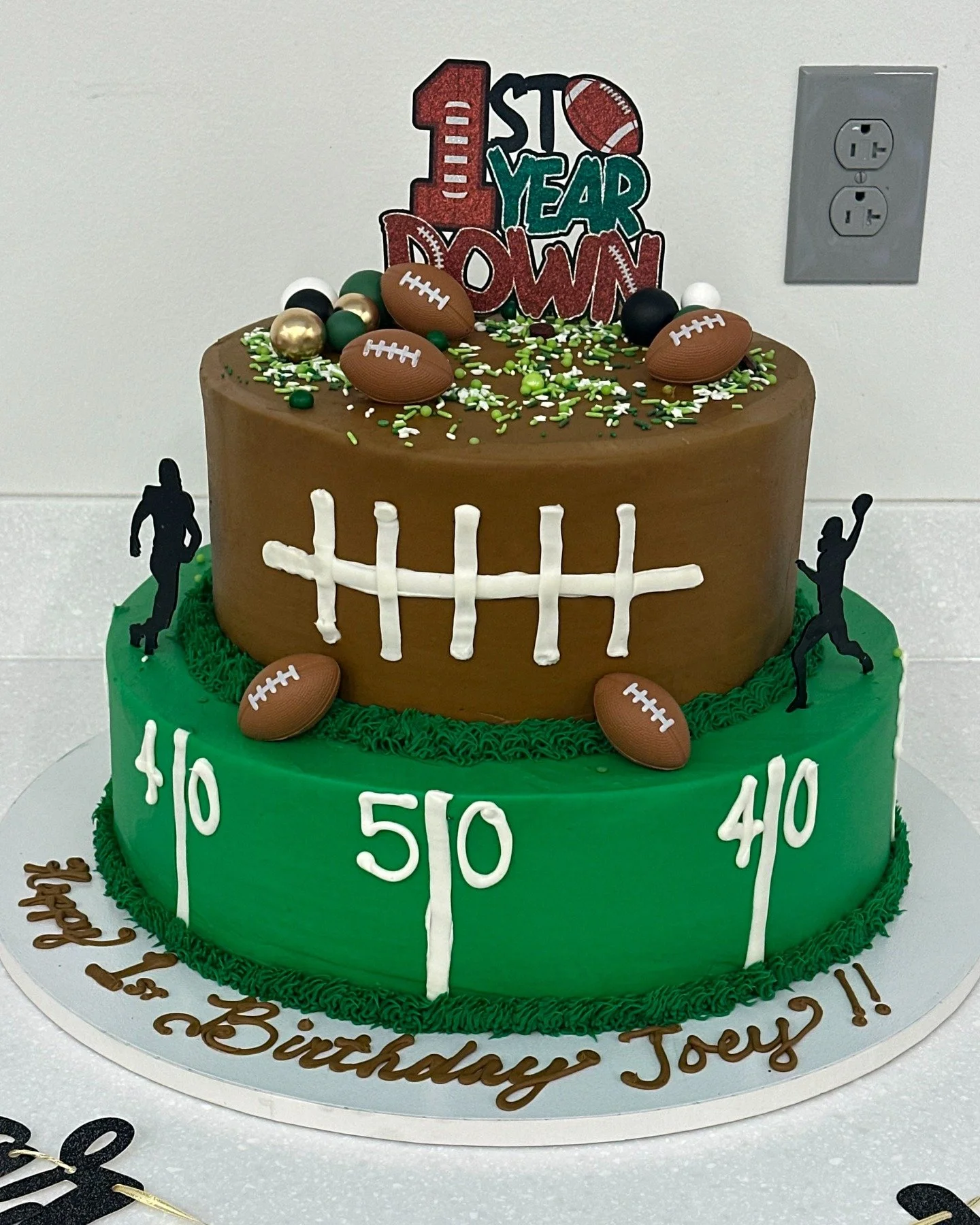 🏈🧡🤎 How about them BROWNS?! Victory tastes even sweeter with a football cake like this one! 🎉

Whether it&rsquo;s game day, birthdays, or just because&mdash;you know Corbo&rsquo;s has the perfect cake to celebrate every win.

Cleveland pride runs