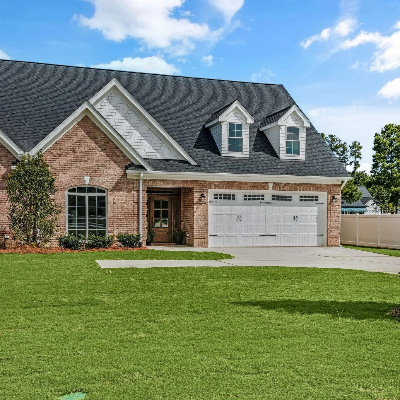 A little late on this one, but some closings are too special not to share. π‘
3631 Eagle Farm wrapped up a couple of weeks ago, and that officially closes the book on our Eagle Farm townhome project!
We're so grateful for the homeowners who've made