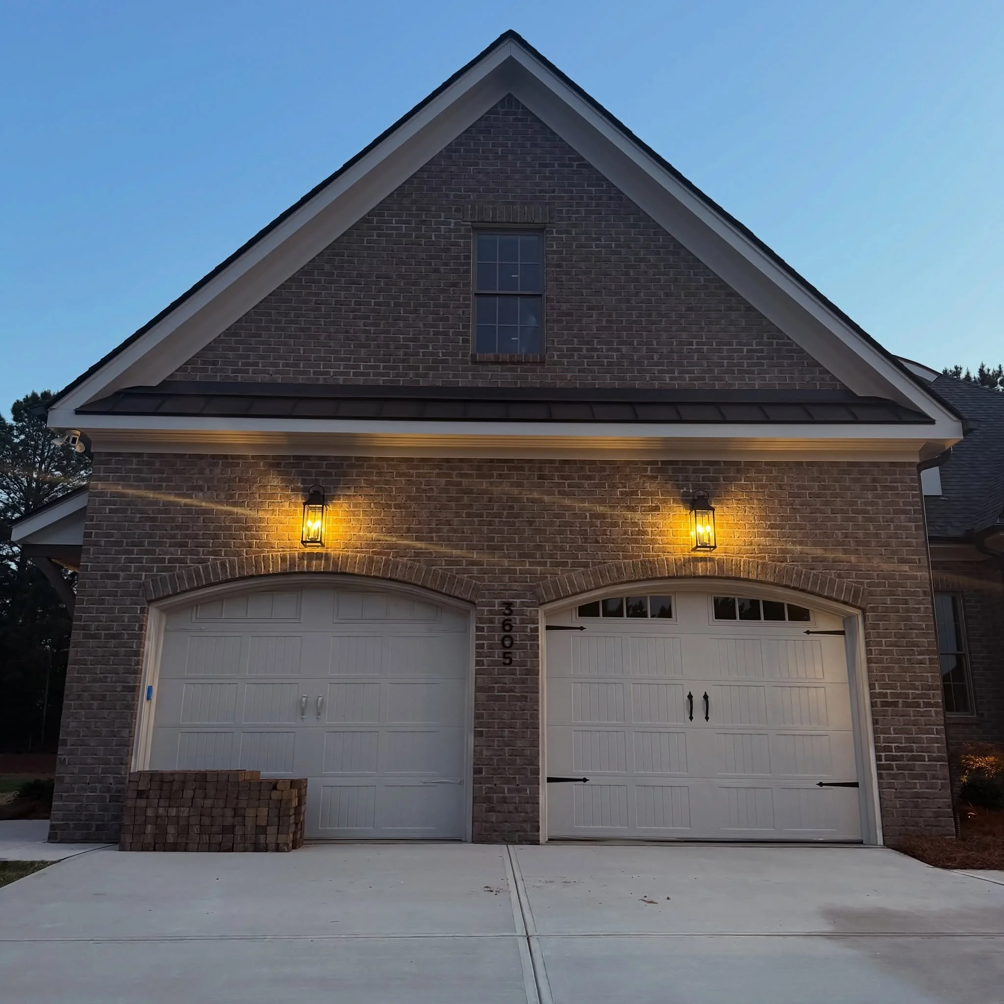 Why hire GoldenLeaf? Because details don&rsquo;t wait until Monday.

Painters got thirsty at 5. We&rsquo;re out here at 8 making sure your garage doors don&rsquo;t sit all weekend taped up.

It&rsquo;s the little things most people never see that mak