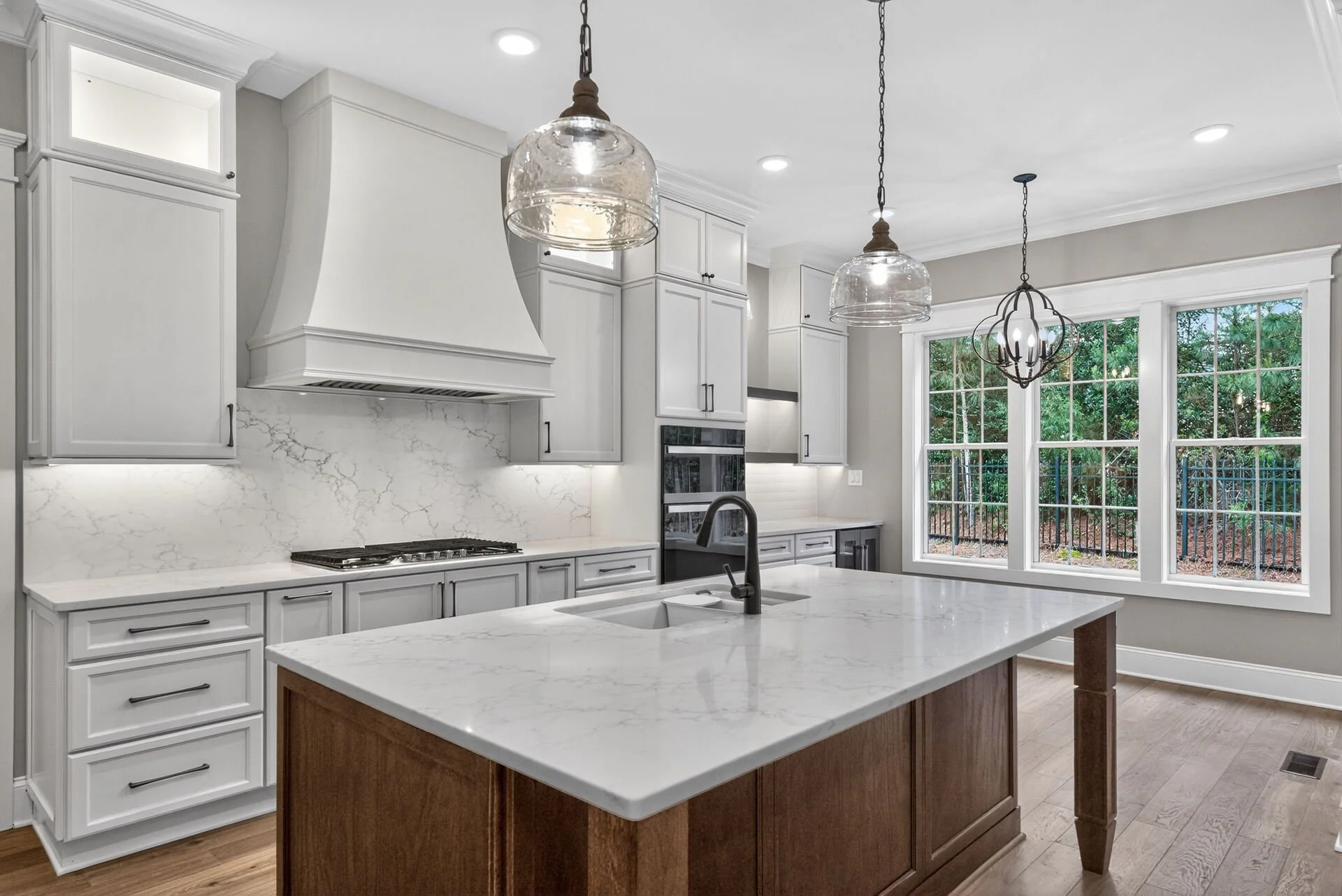 016-1920x1080-kitchen.jpg