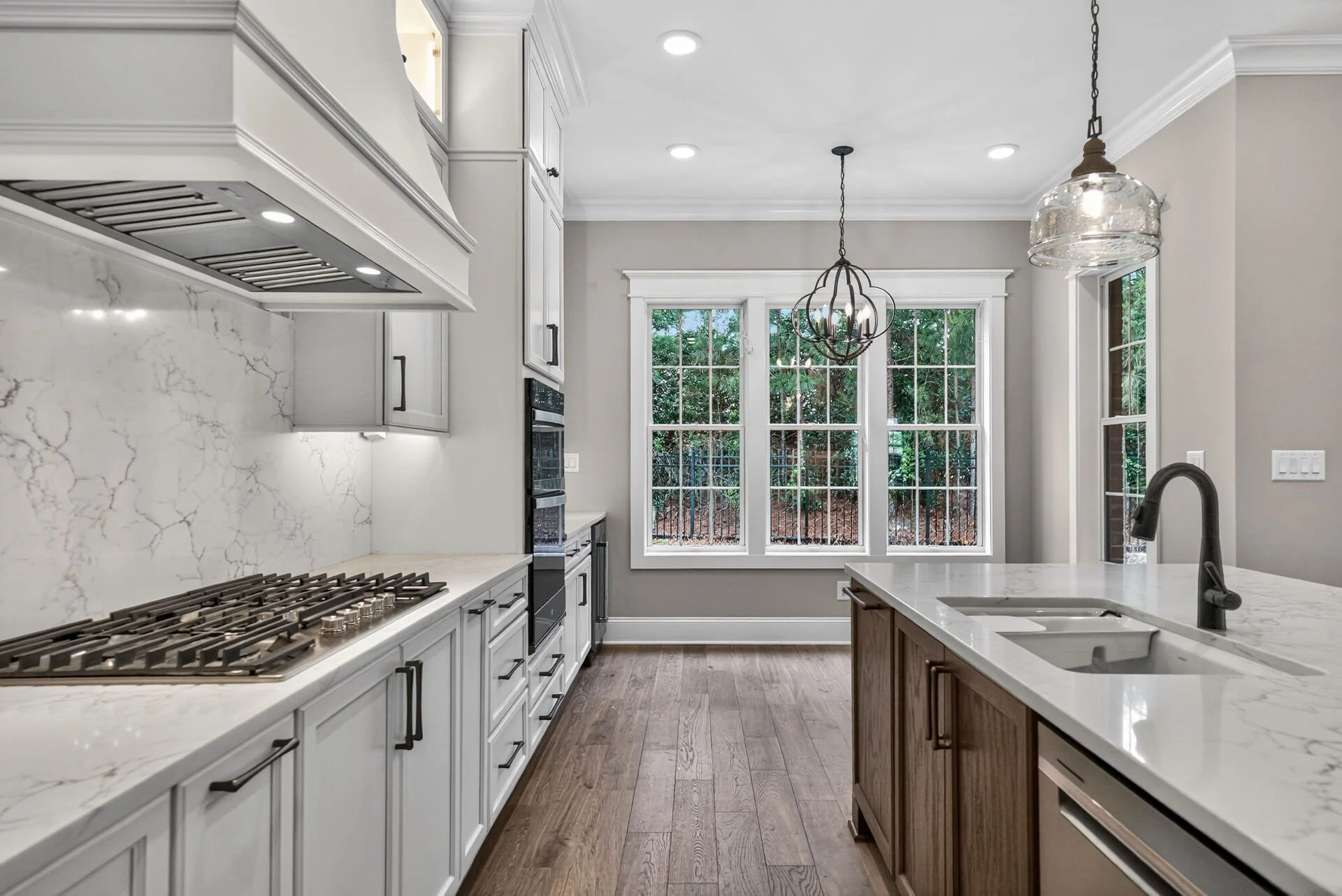 017-1920x1080-kitchen.jpg