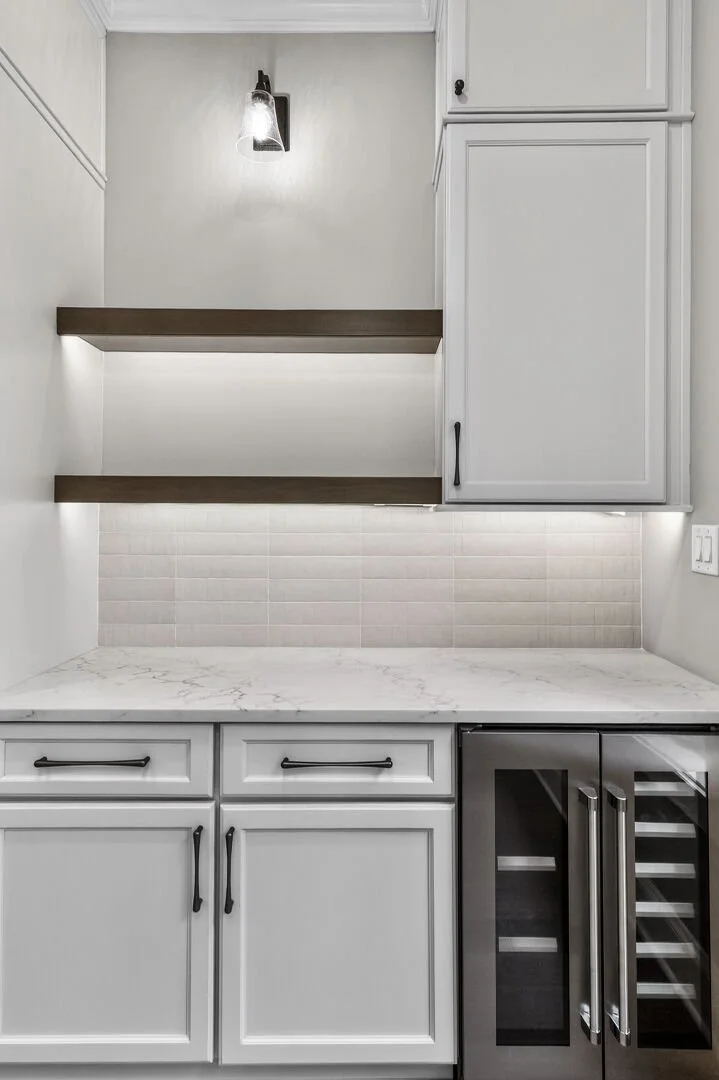 026-1920x1080-custom-cabinets.jpg