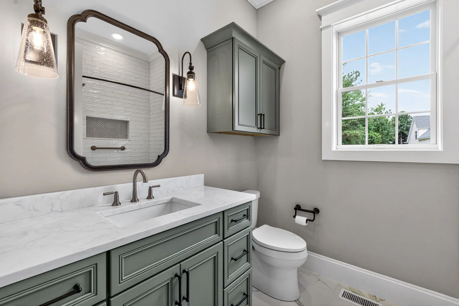 036-1920x1080-bathroom.jpg