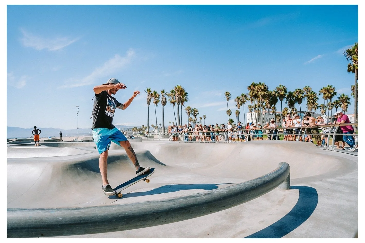 An afternoon at Venice Skatepark.

This summer somehow ended up being the time that I found myself interested in skateboarding again after almost 15 years of indifference, so I couldn&rsquo;t pass up the opportunity to check out the legendary Venice 