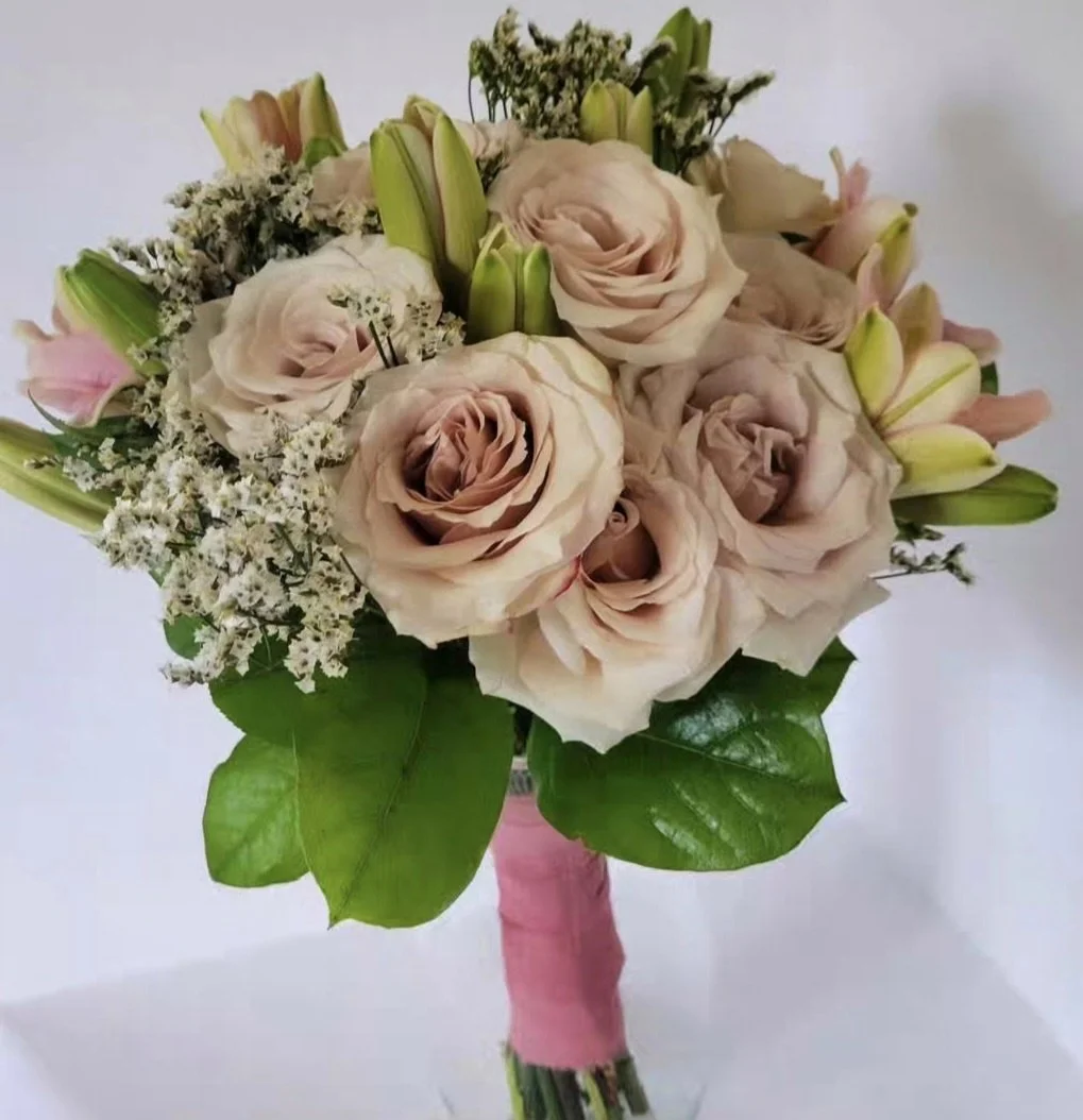 "Just the Two of Us" Elopement Package        (Note: All orders will be customized to your color palette after a brief phone consultation.)