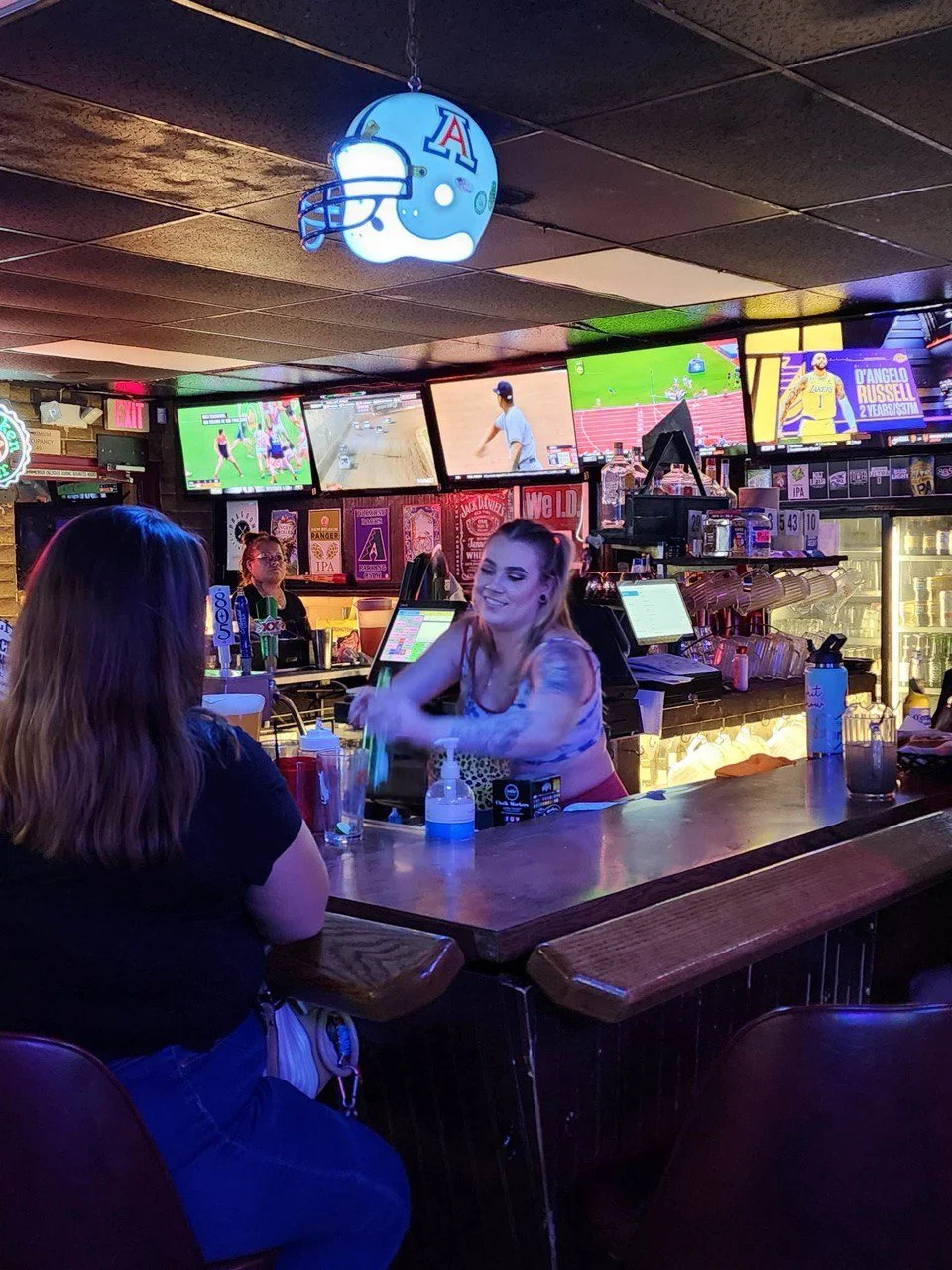 Bar photo 2