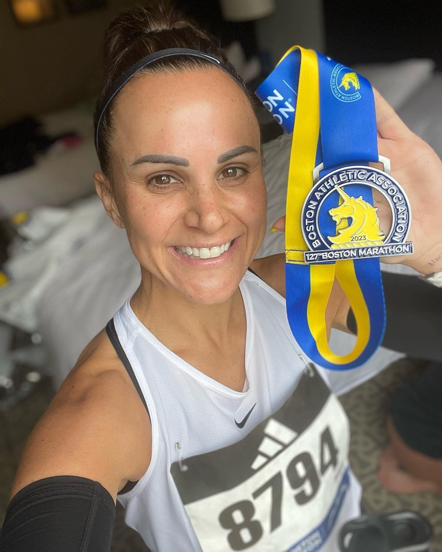 She&rsquo;s a Boston Marathoner! 

Our run coach @lydzpalmieri smashed out this tough marathon overnight. She&rsquo;s now completed 3 of the world major marathons and has her sights on Tokyo next year. 

Enjoy the post event glow - we&rsquo;re proud 