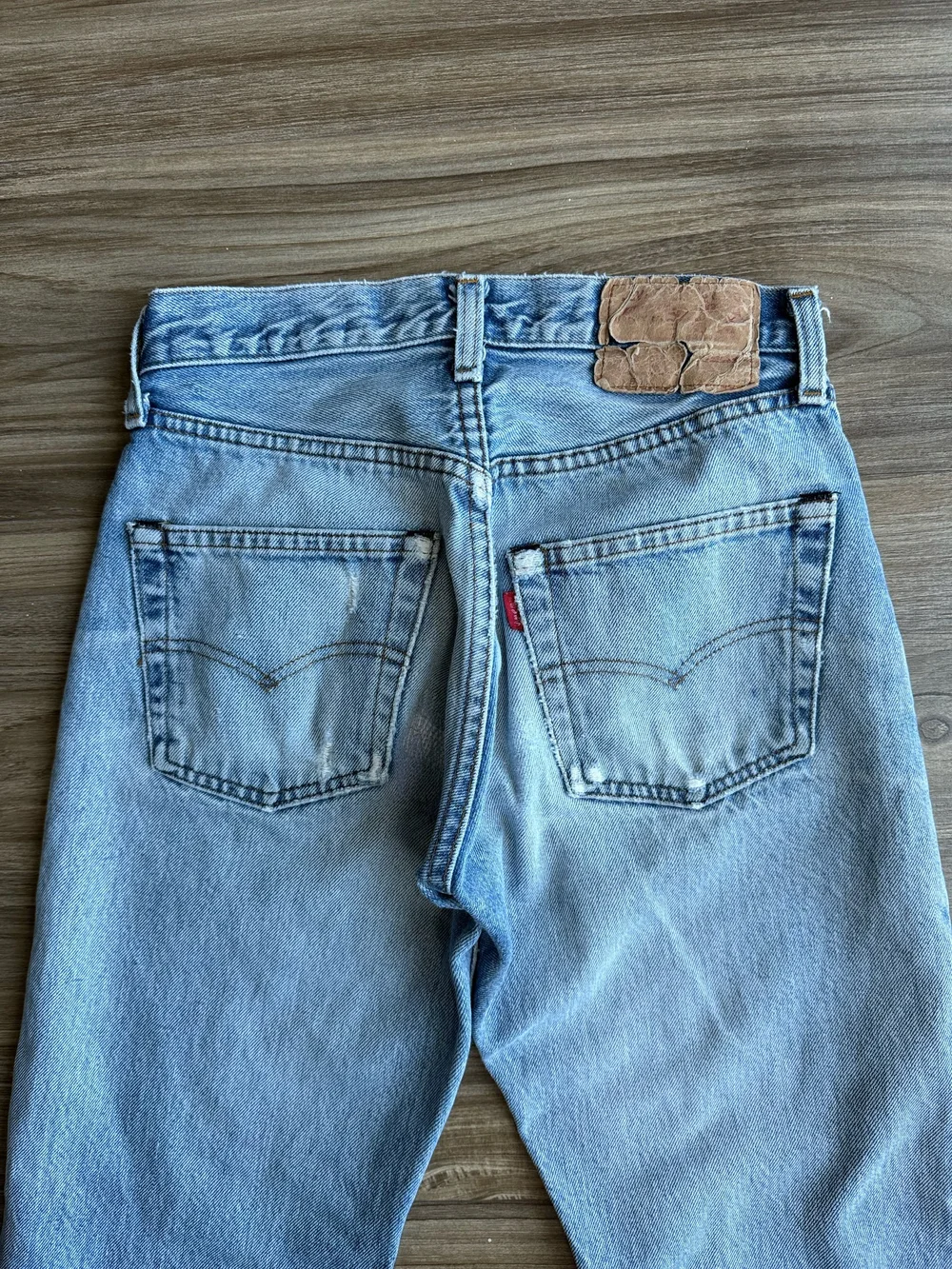 1982 Levi's USA Selvedge 501 Tag 27x34 Actual 25x30 — Jean Genie