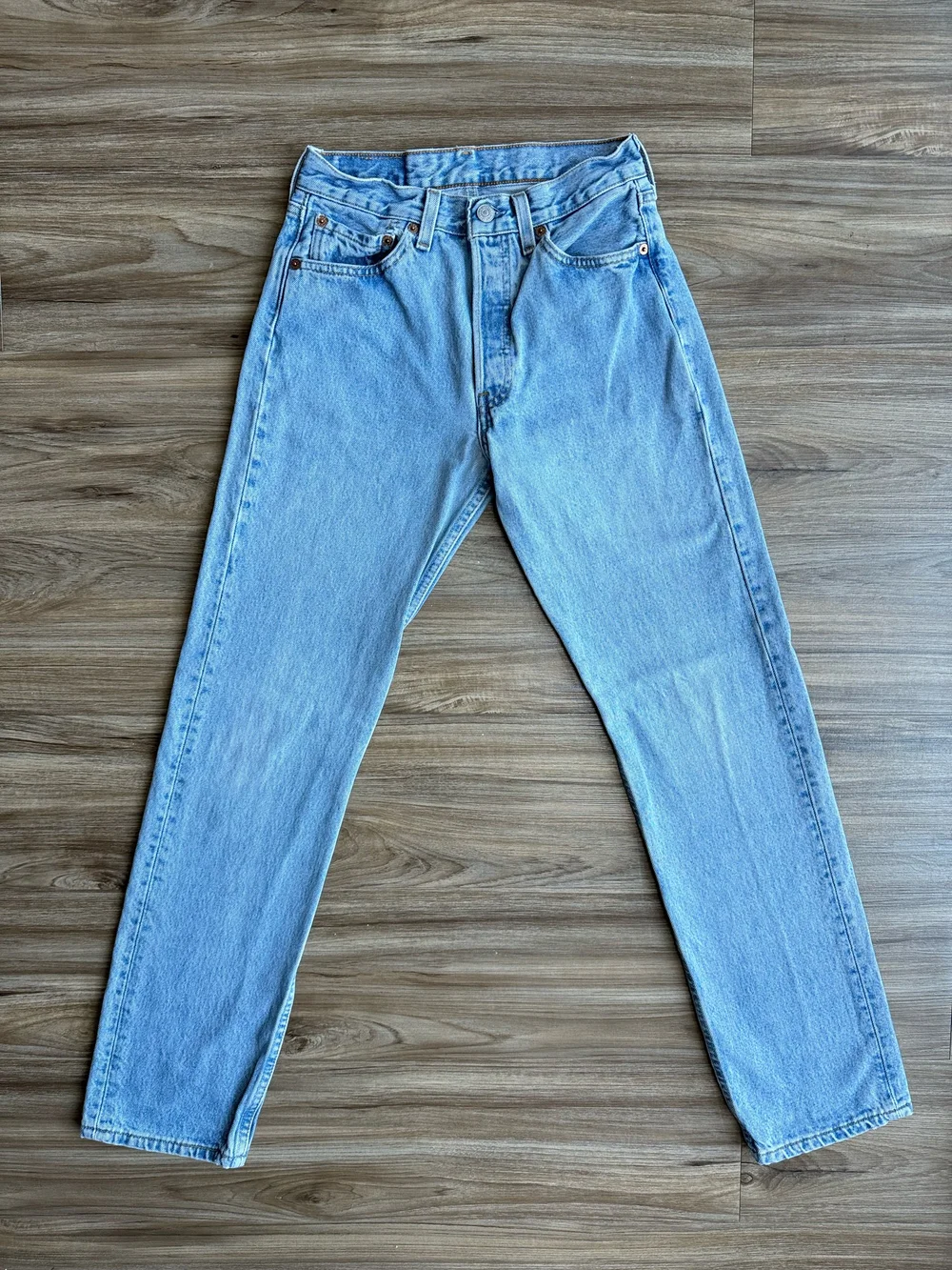 2000 Levi's USA 501 Tag 28x32 Actual 26x31 — Jean Genie Vintage Co.