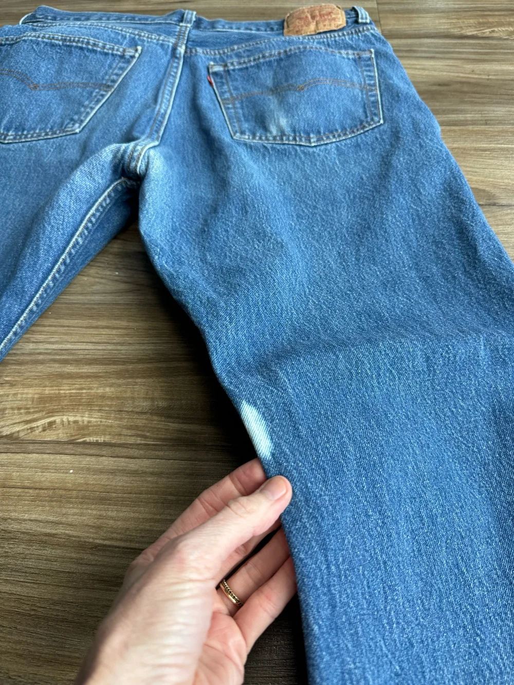 1989 Levi's USA 501 Tag 38x32 Actual 35x31 — Jean Genie Vintage Co.