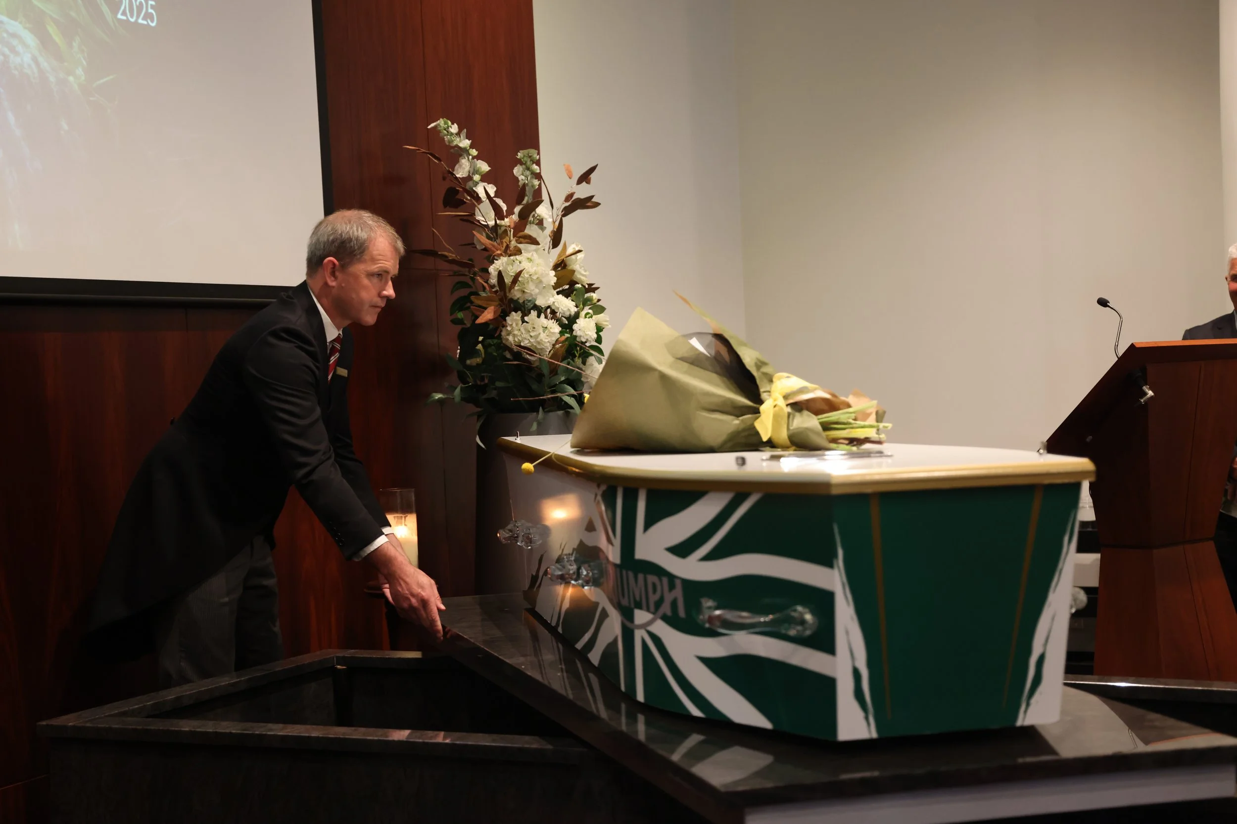 Pre-Plan Your Funeral in Palmerston North | Robert J. Cotton Funeral