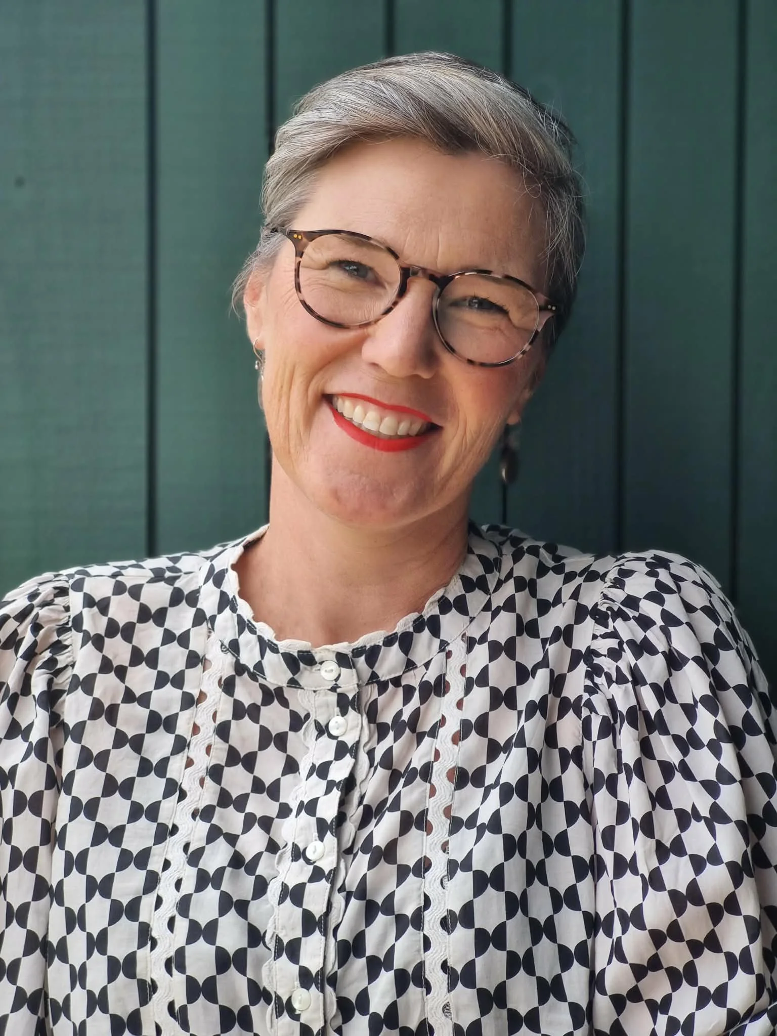Aingie Miller - A funeral is of the utmost importance; it is one of life’s last honours, and it should be a genuine representation of your loved one’s wishes and the life they lived.

As your Celebrant, I understand that the feeling of loss and griev