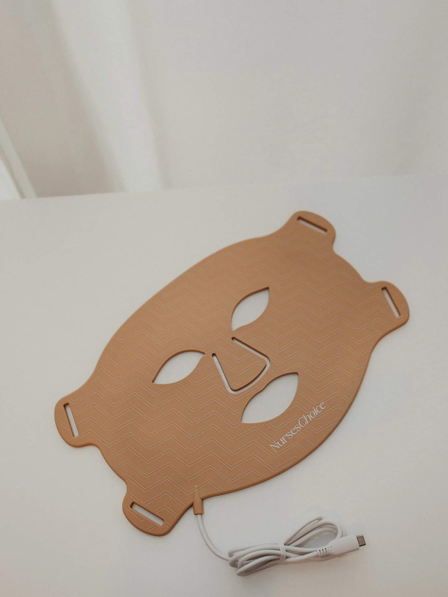 Glow, on your time.

A few minutes with the @nurses.choice LED Mask, morning or night, is all it takes to support your skin&rsquo;s natural glow. Brighten, refresh, and protect against the signs of ageing and sun damage, without interrupting your day