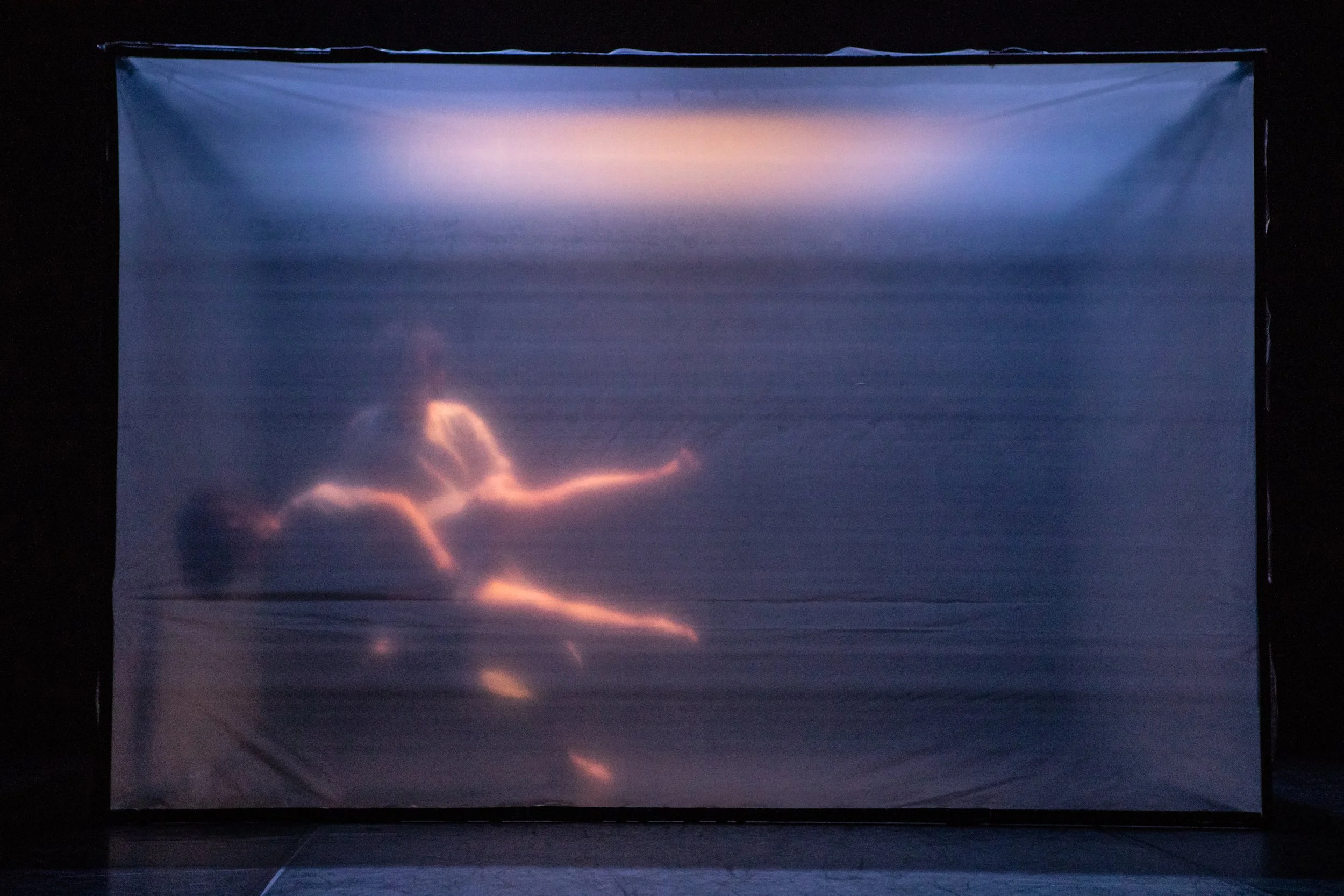 M1OS-D1338.Photo by Crispian Chan_Photo Courtesy of M1 CONTACT Contemporary Dance Festival.jpg