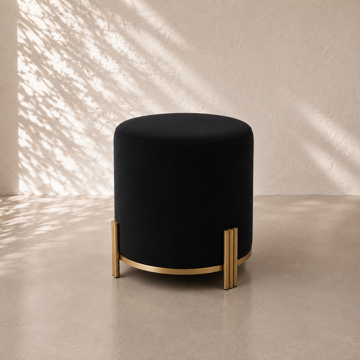 New York Velvet Ottoman Pod - Black