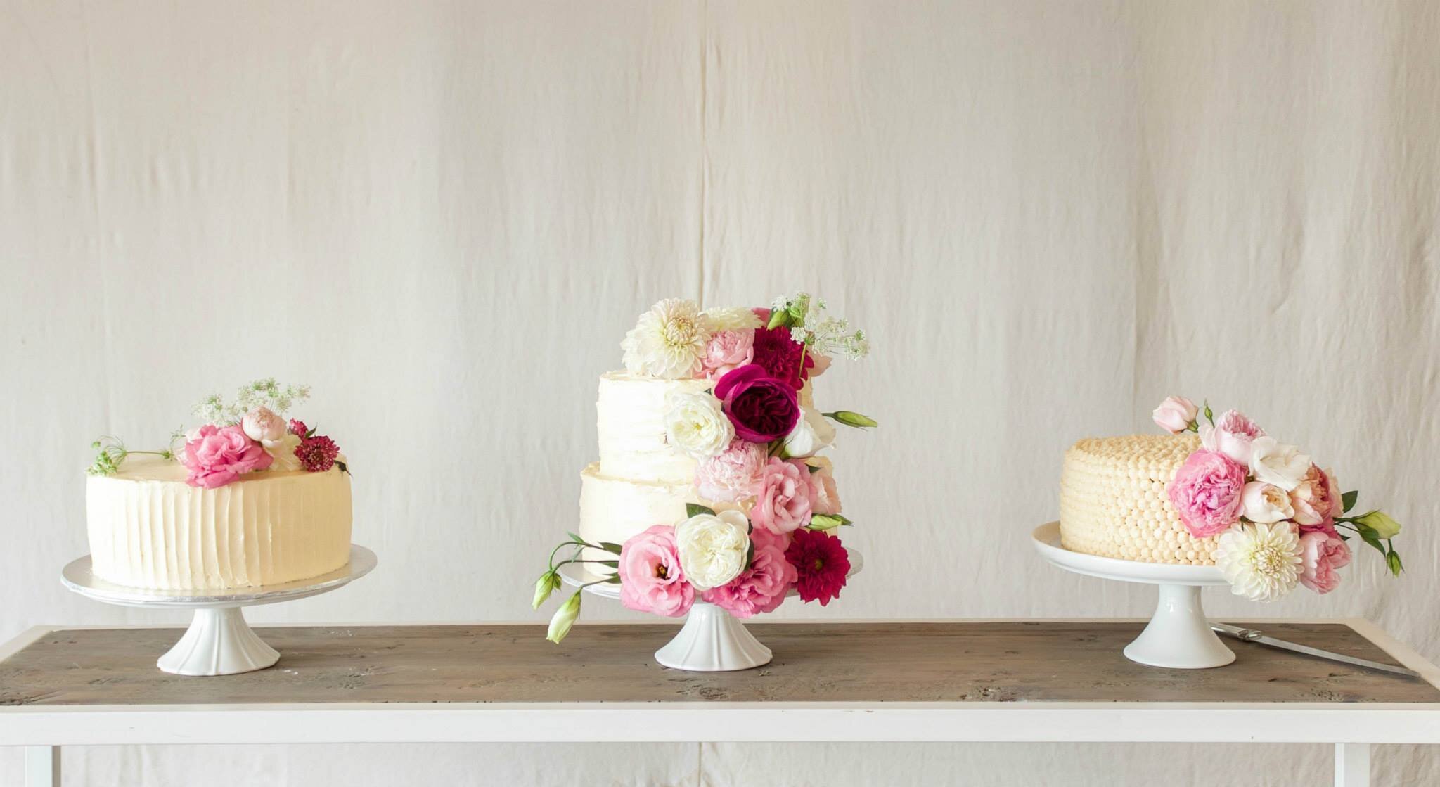 Console+as+cake+table.jpg