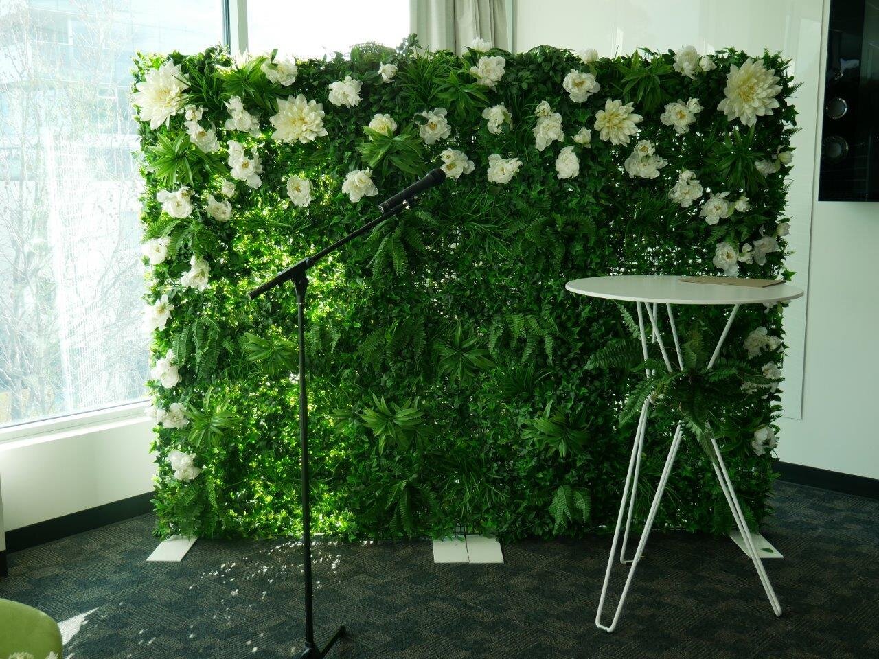 Fern+Wall+on+mesh+screen%2C+Paris+High+Bar+White+e.jpg