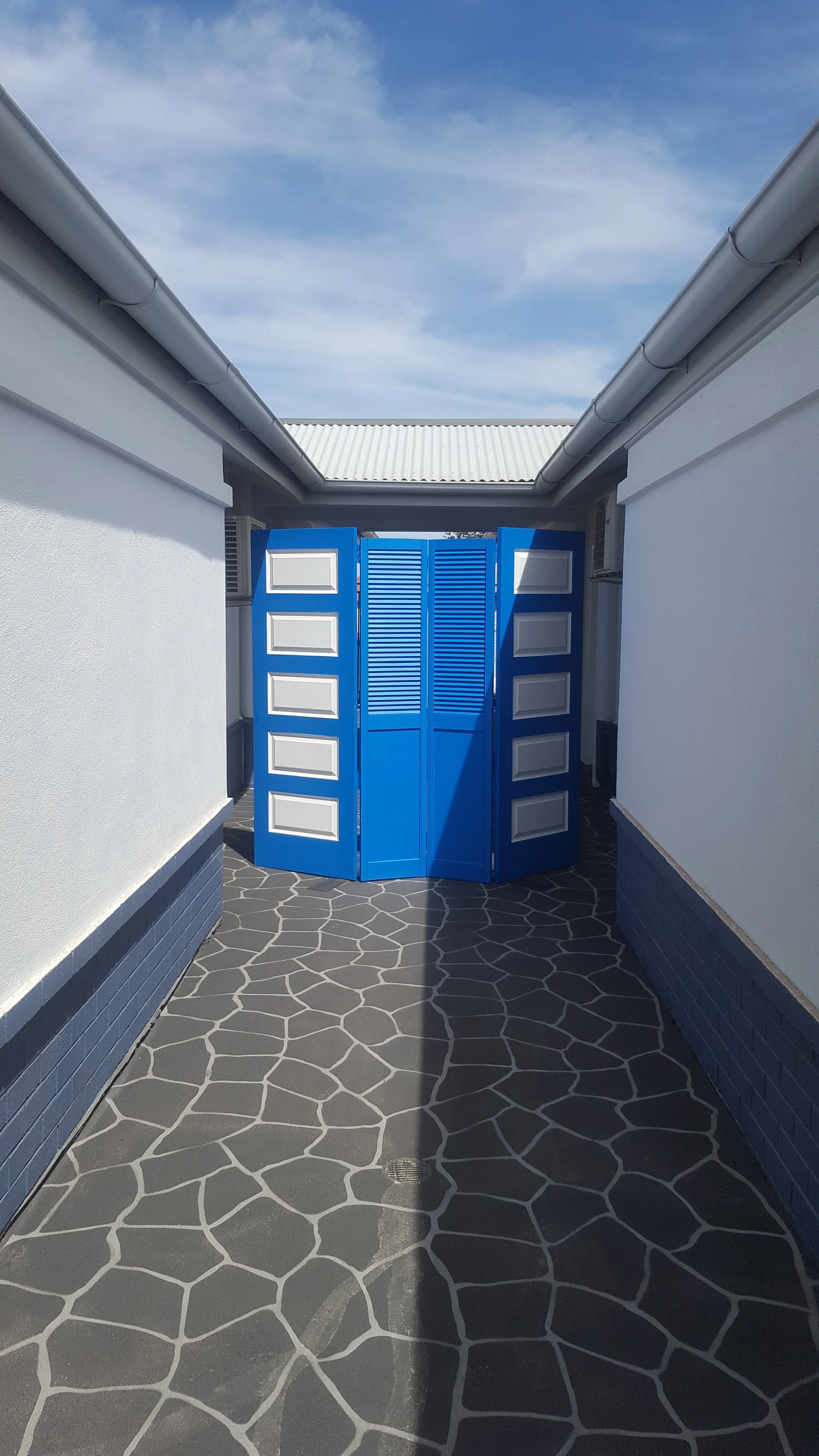 Blue Mediterranean Door Backdrop.jpg