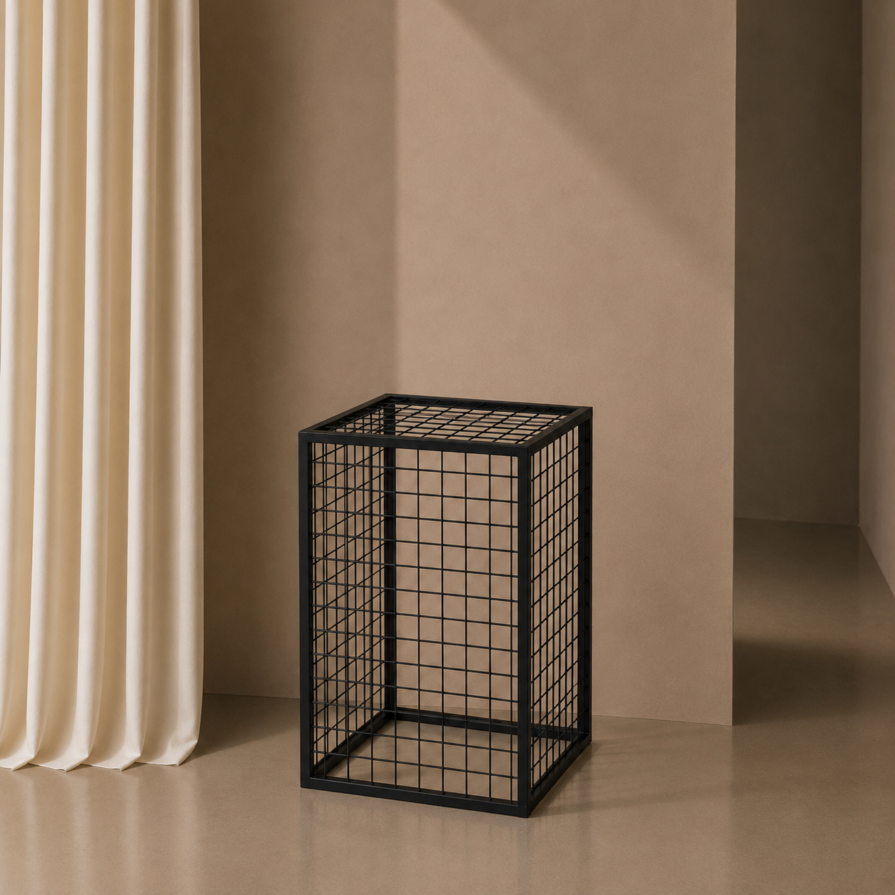 Black Mesh Tower- 75cm